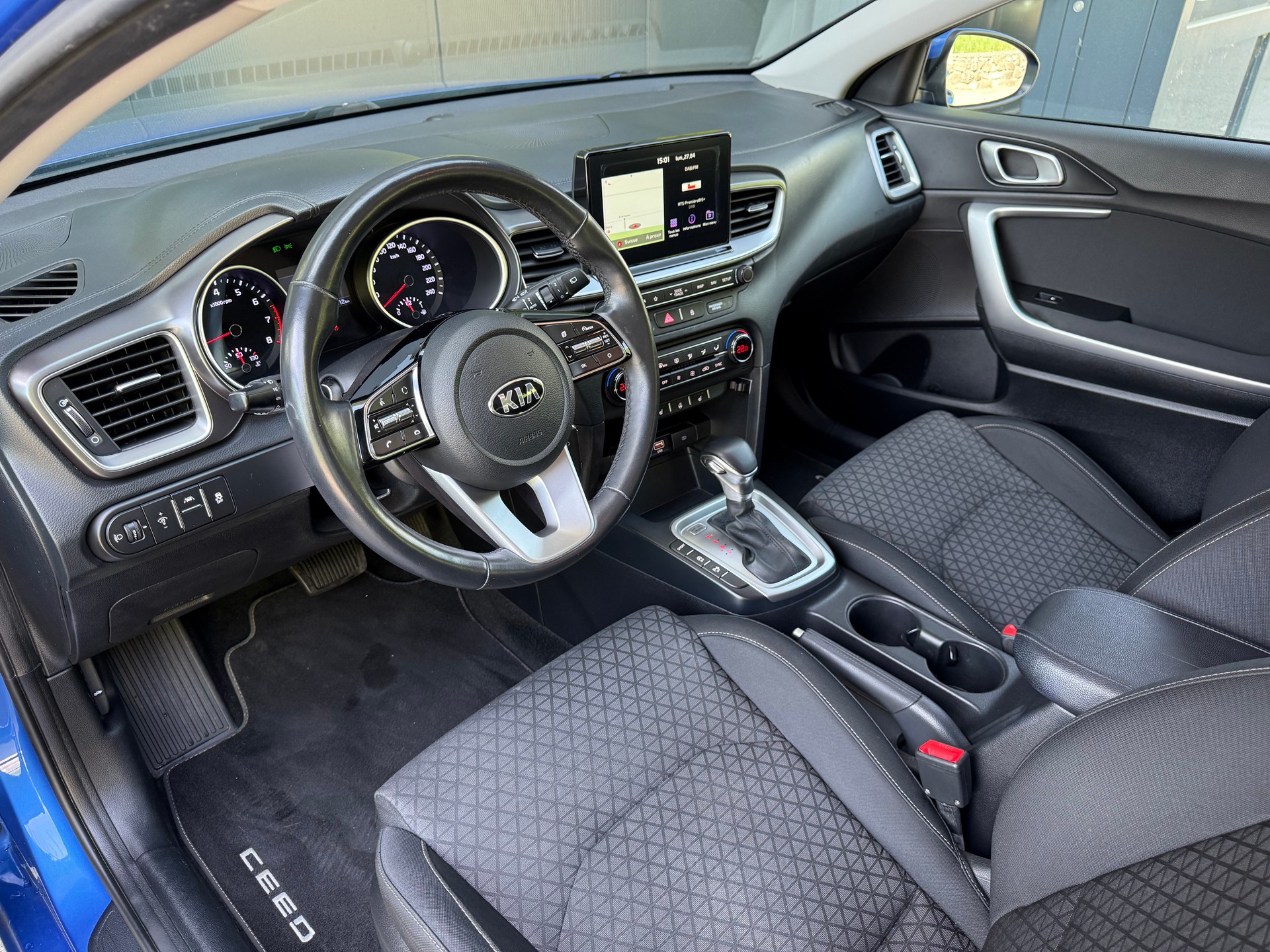 KIA Ceed 1.4 T-GDi Style DCT-image-6