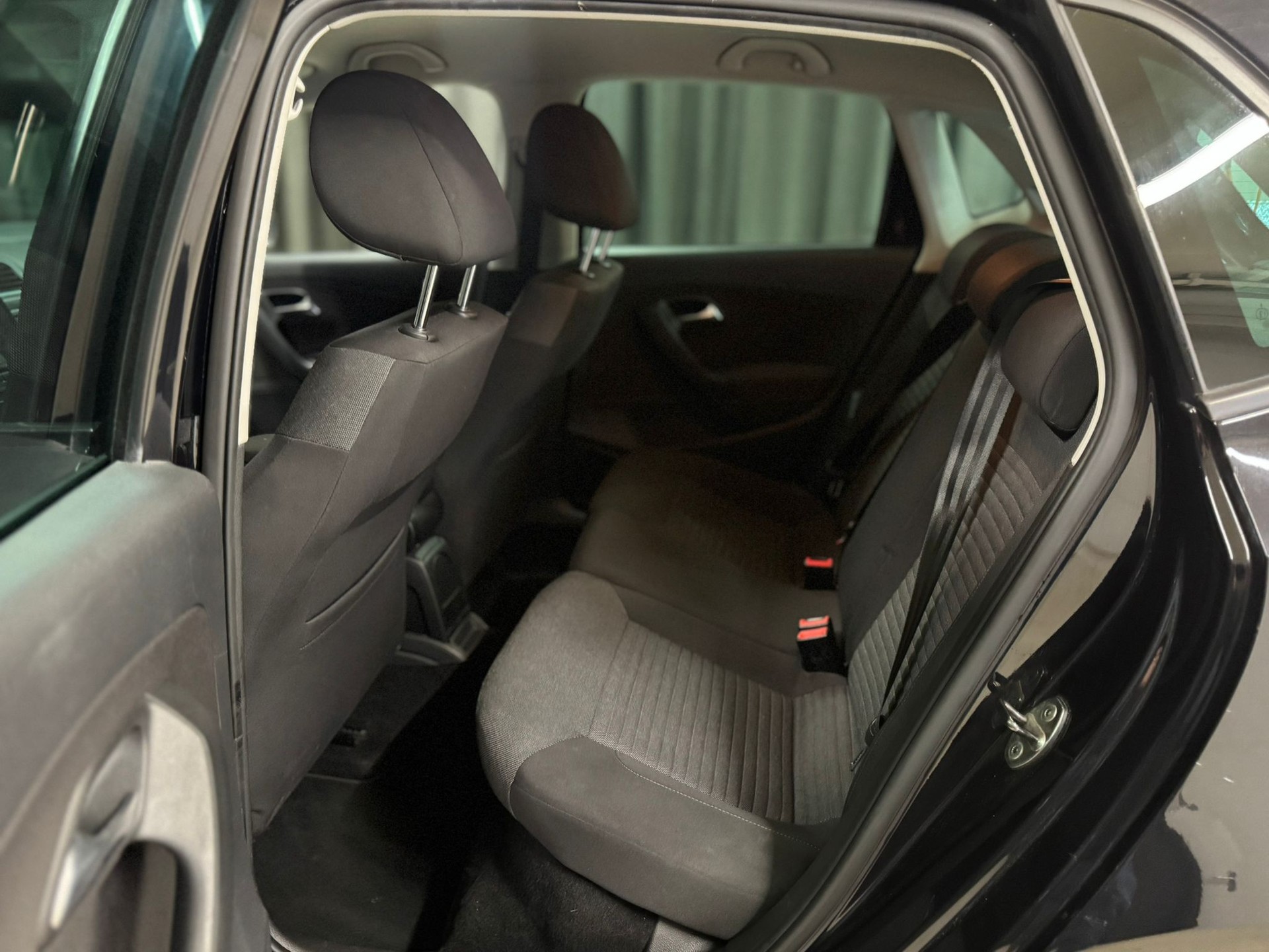 VW Polo 1.2 TSI Comfortline-image-8
