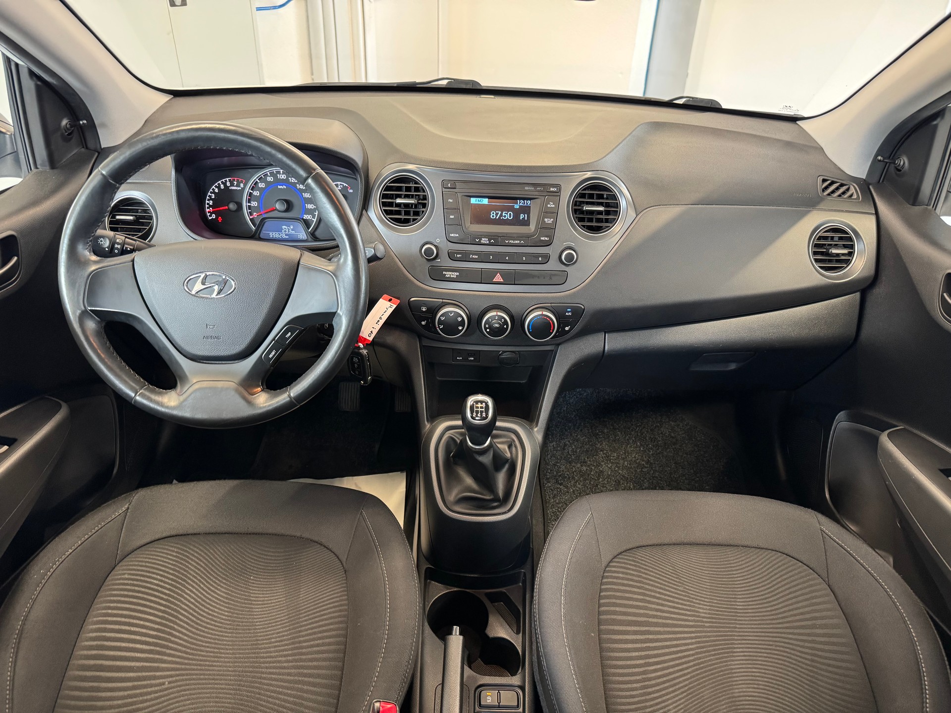HYUNDAI i10 1.0 Origo-image-7