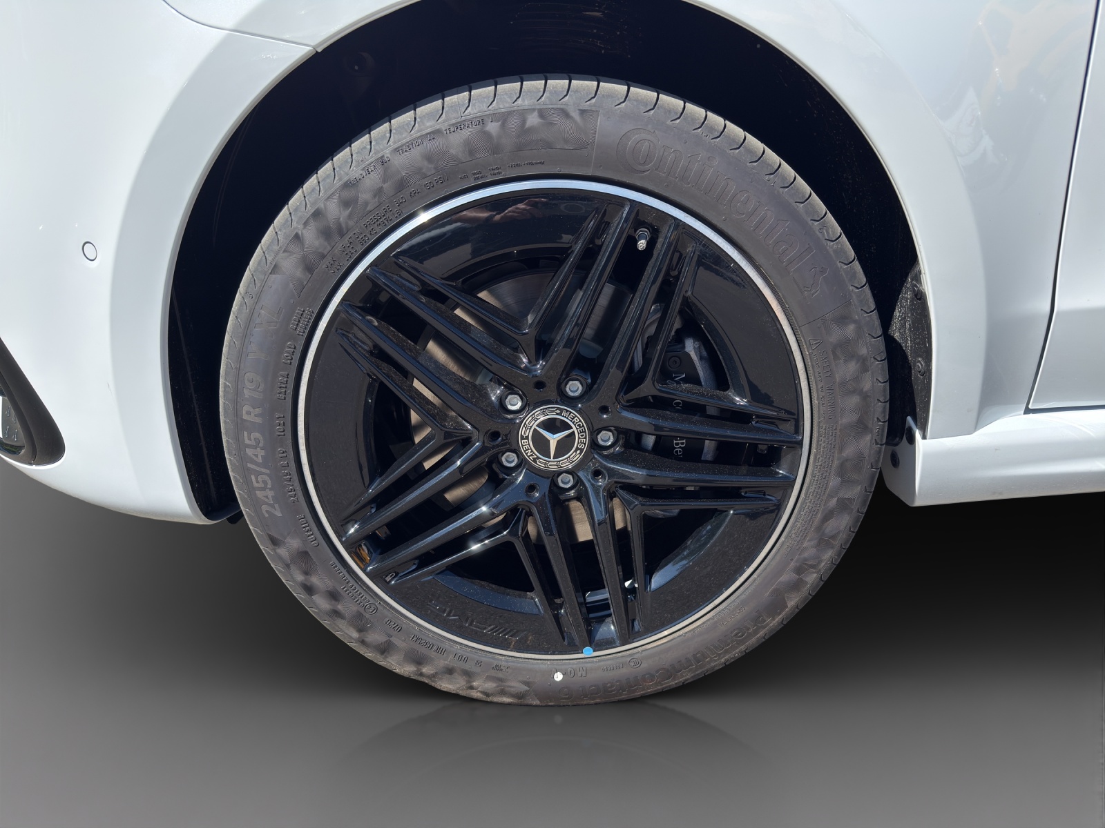 MERCEDES-BENZ V 300 d lang 4Matic Swiss Edition 9G-Tronic-image-11