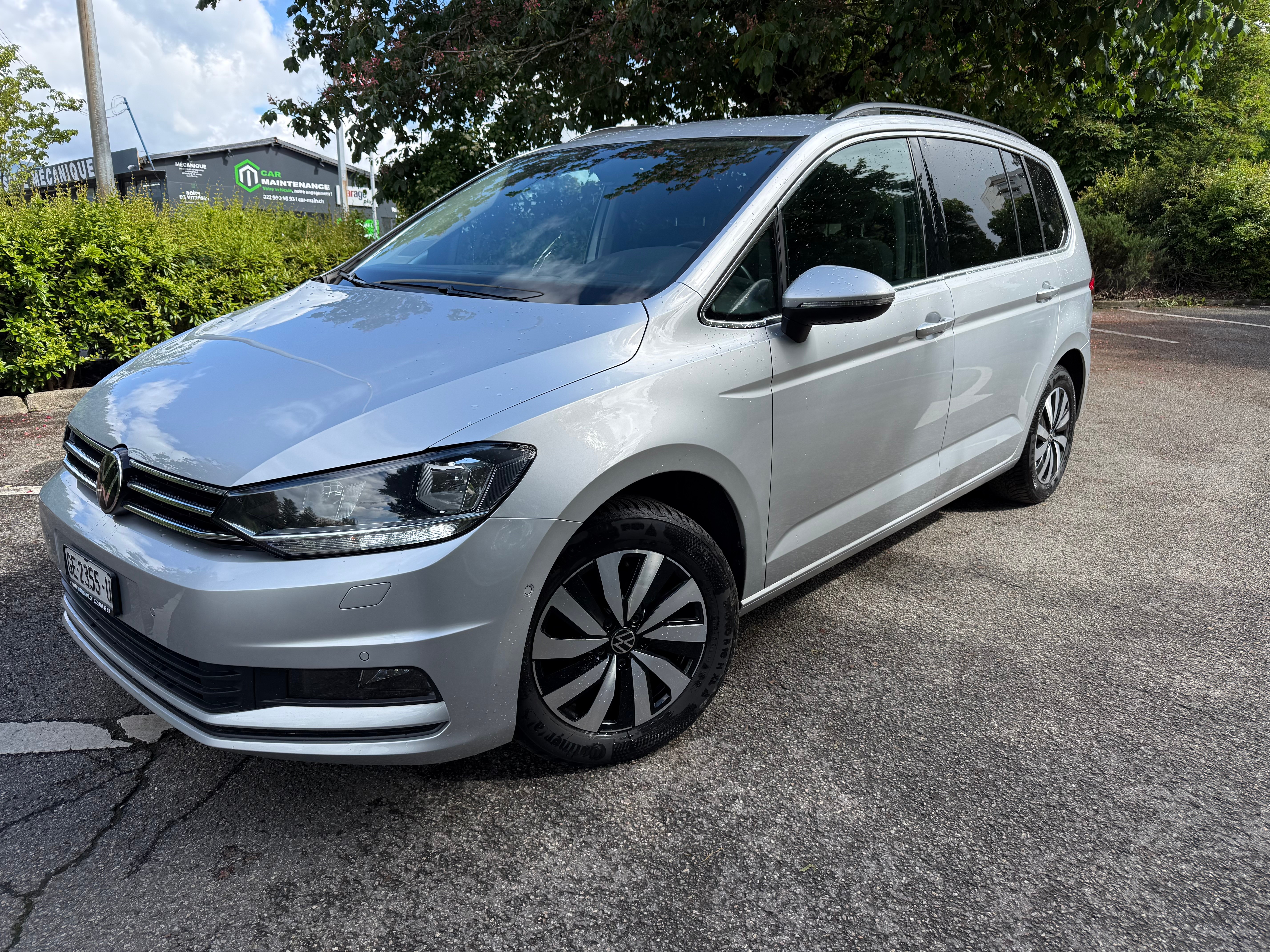 Car photo