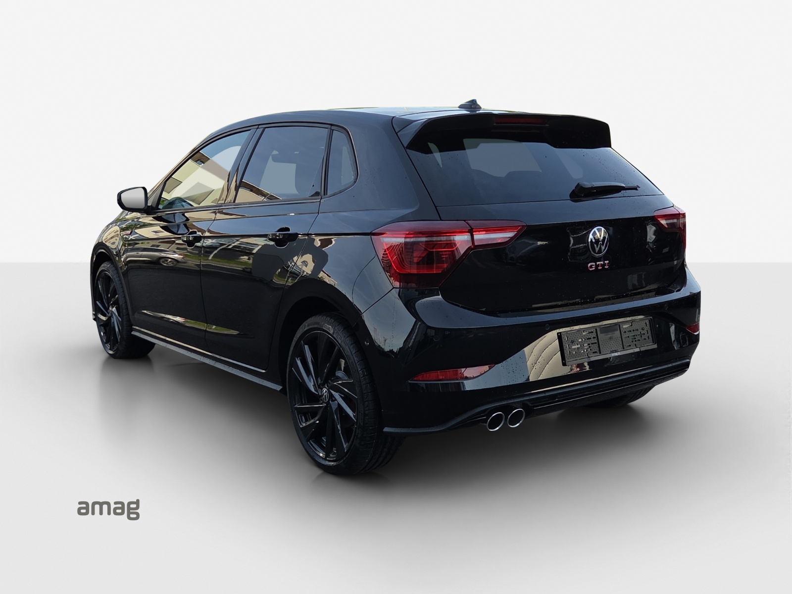 VW Polo 2.0 TSI GTI DSG-image-2