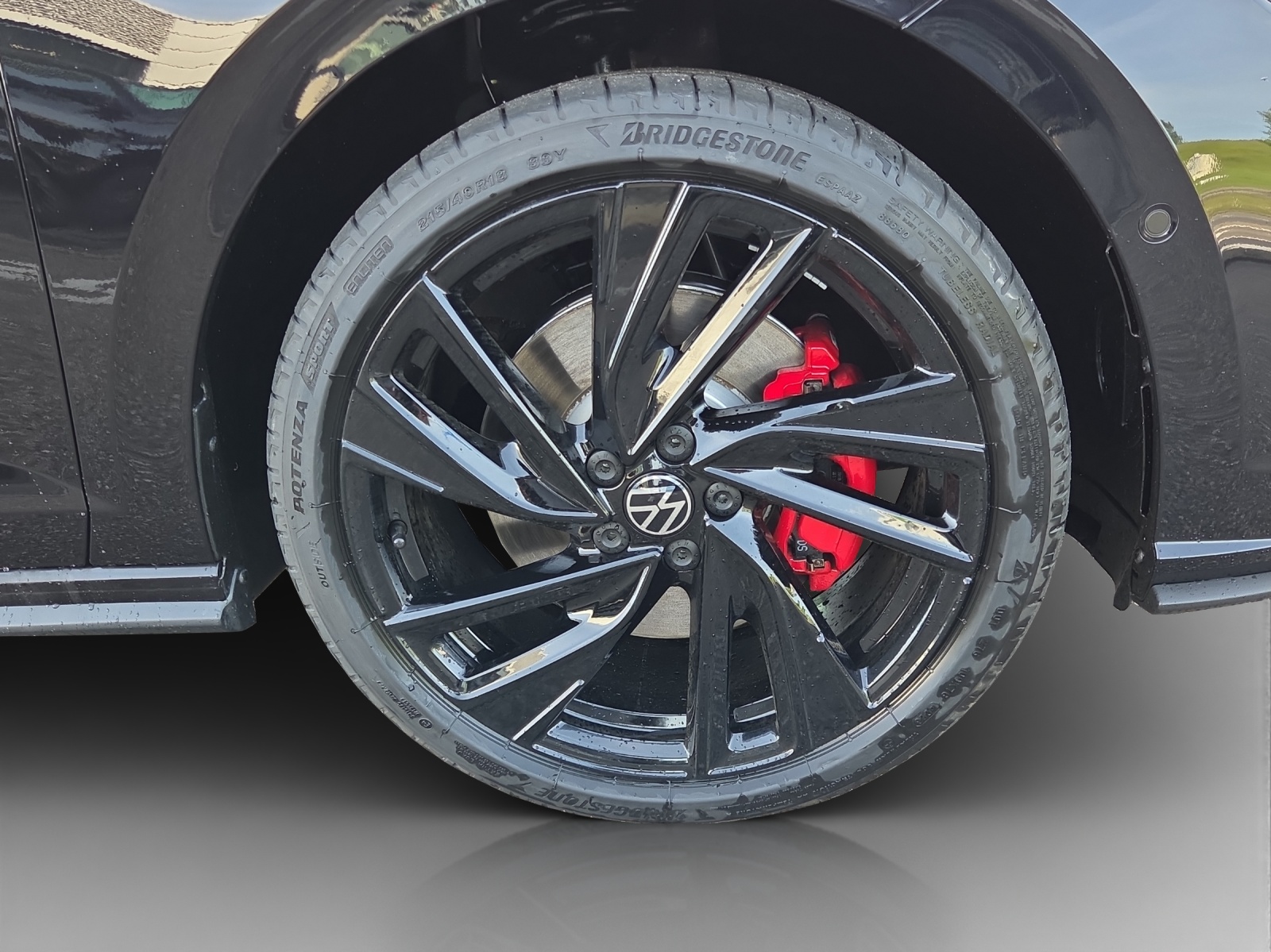 VW Polo 2.0 TSI GTI DSG-image-14