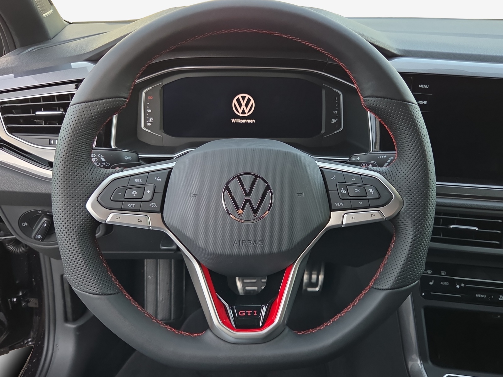 VW Polo 2.0 TSI GTI DSG-image-9