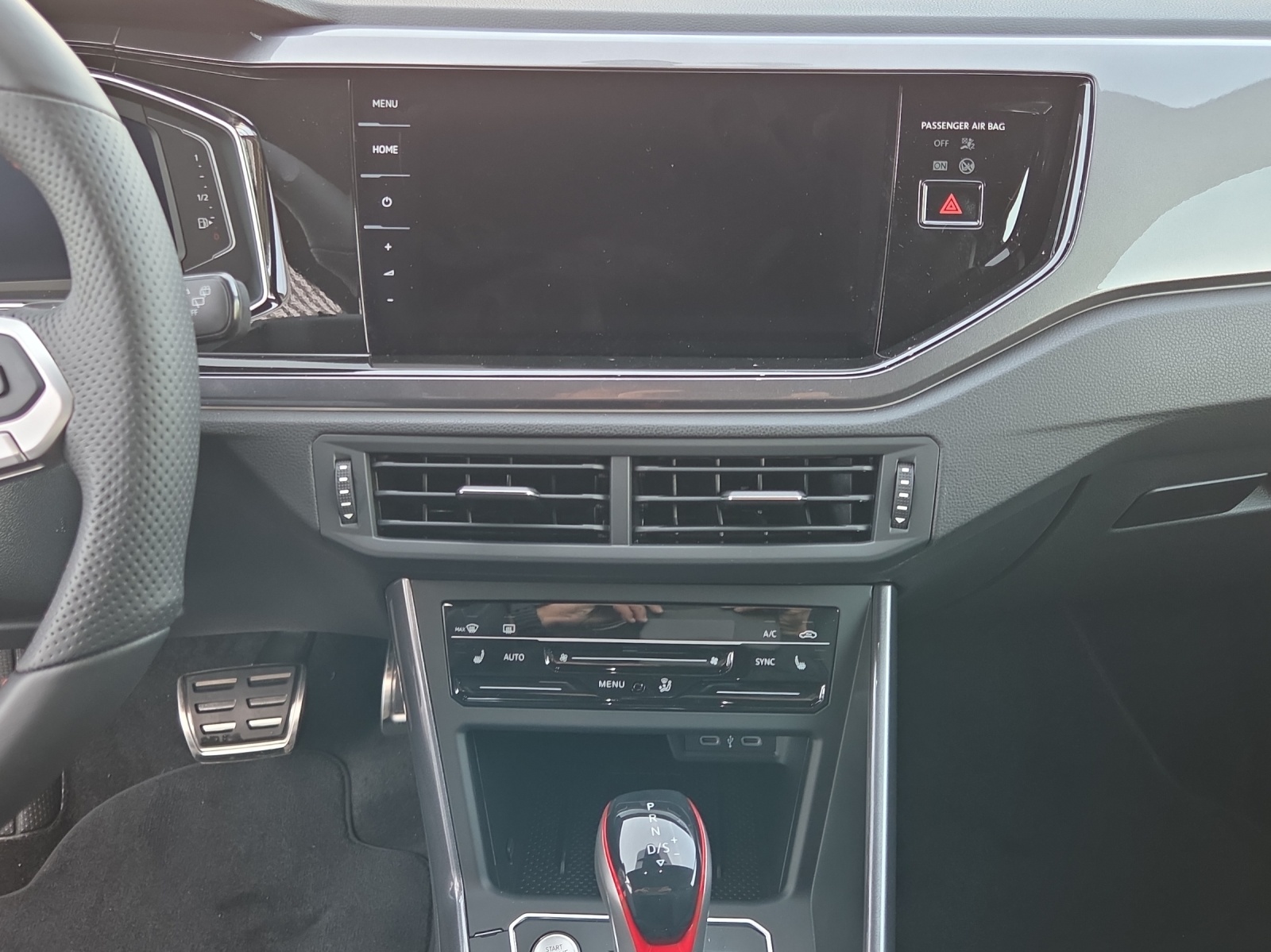 VW Polo 2.0 TSI GTI DSG-image-10