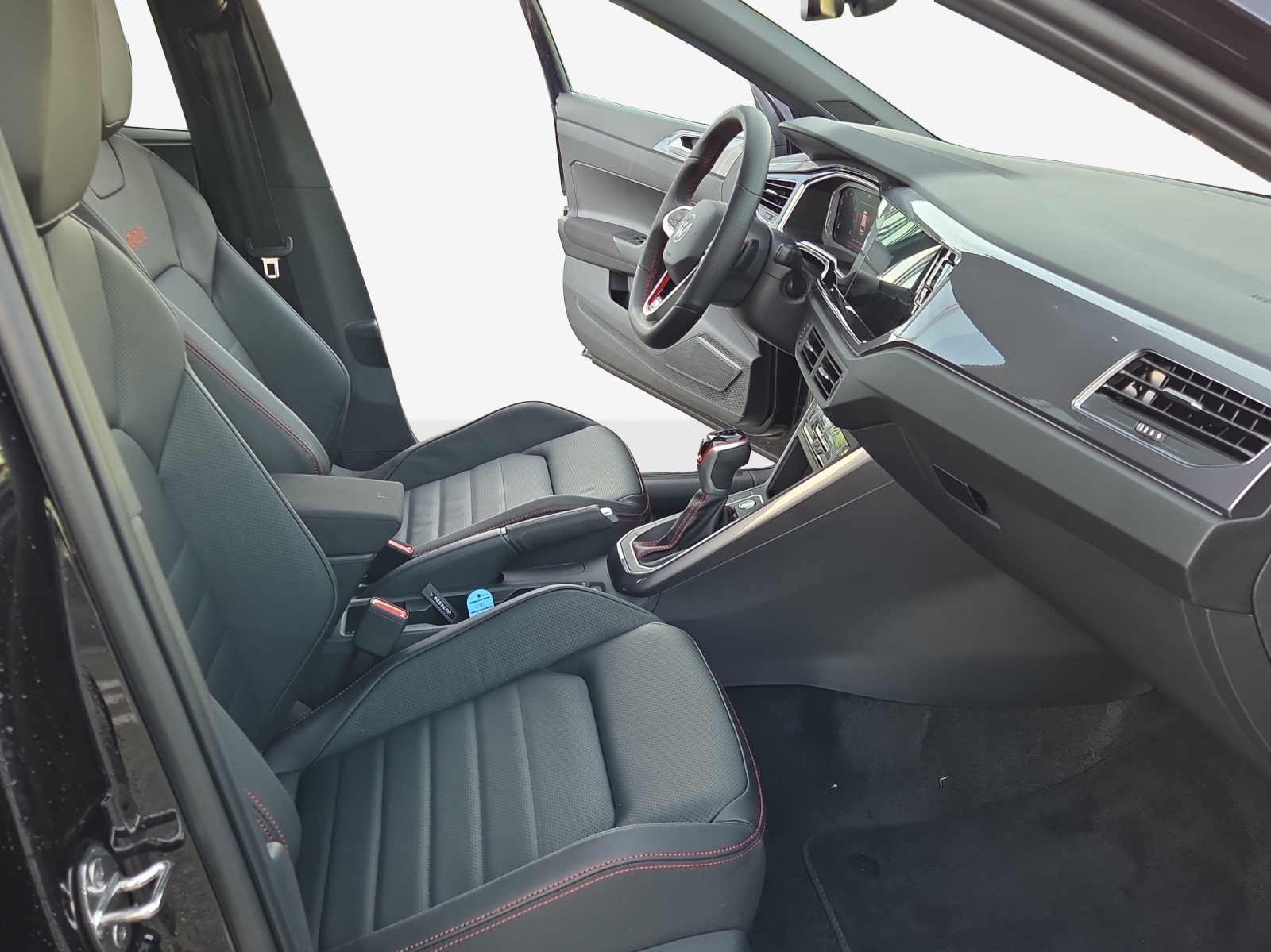 VW Polo 2.0 TSI GTI DSG-image-13