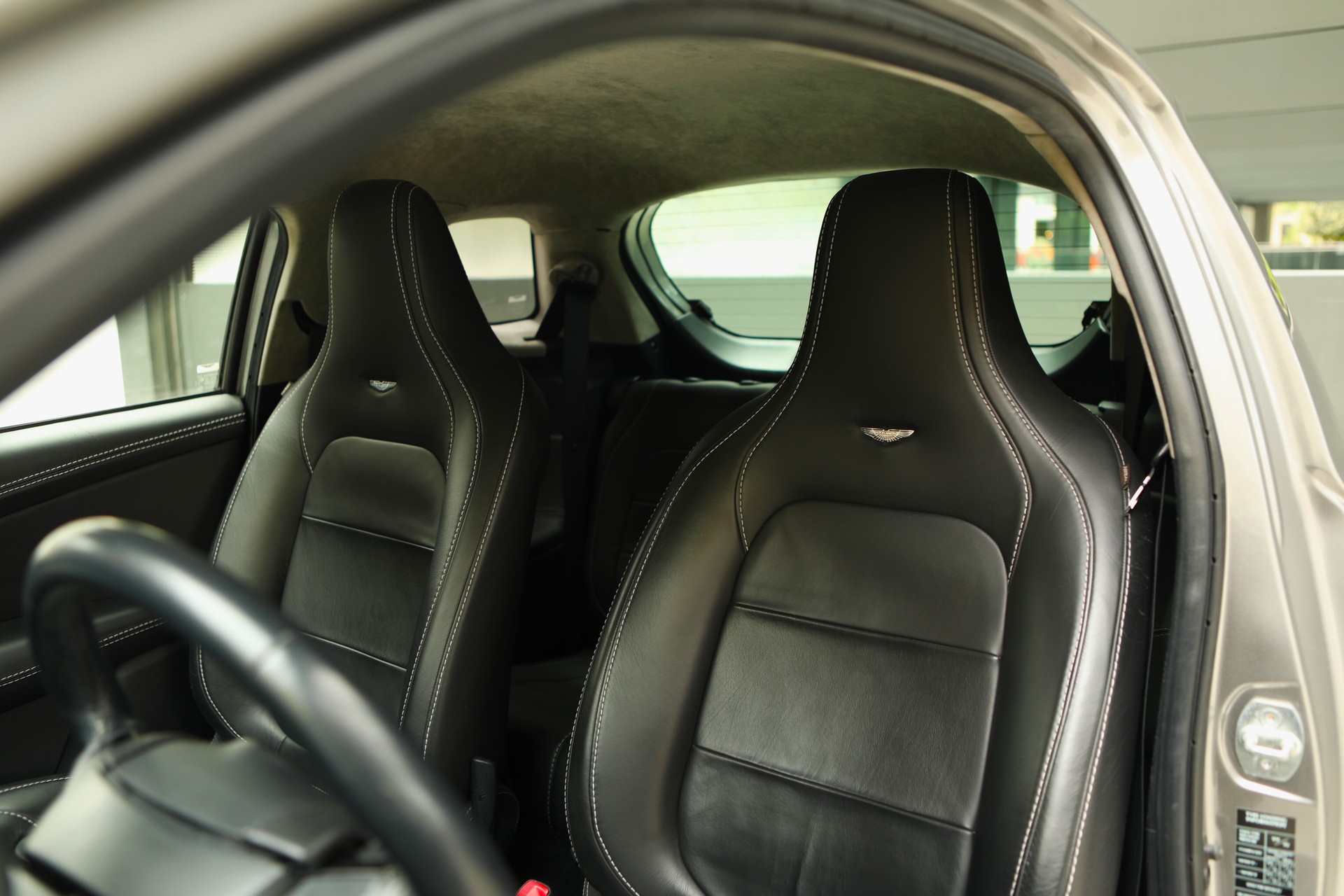 ASTON MARTIN Cygnet 1.33 CVT-image-12