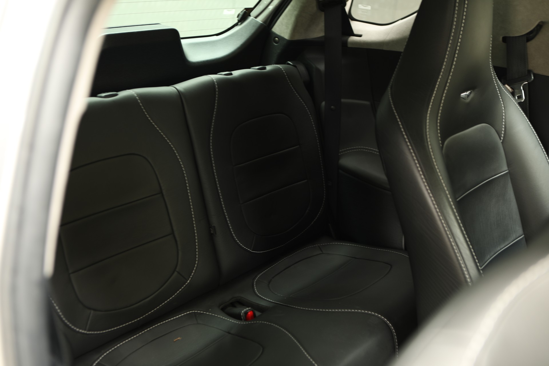 ASTON MARTIN Cygnet 1.33 CVT-image-10