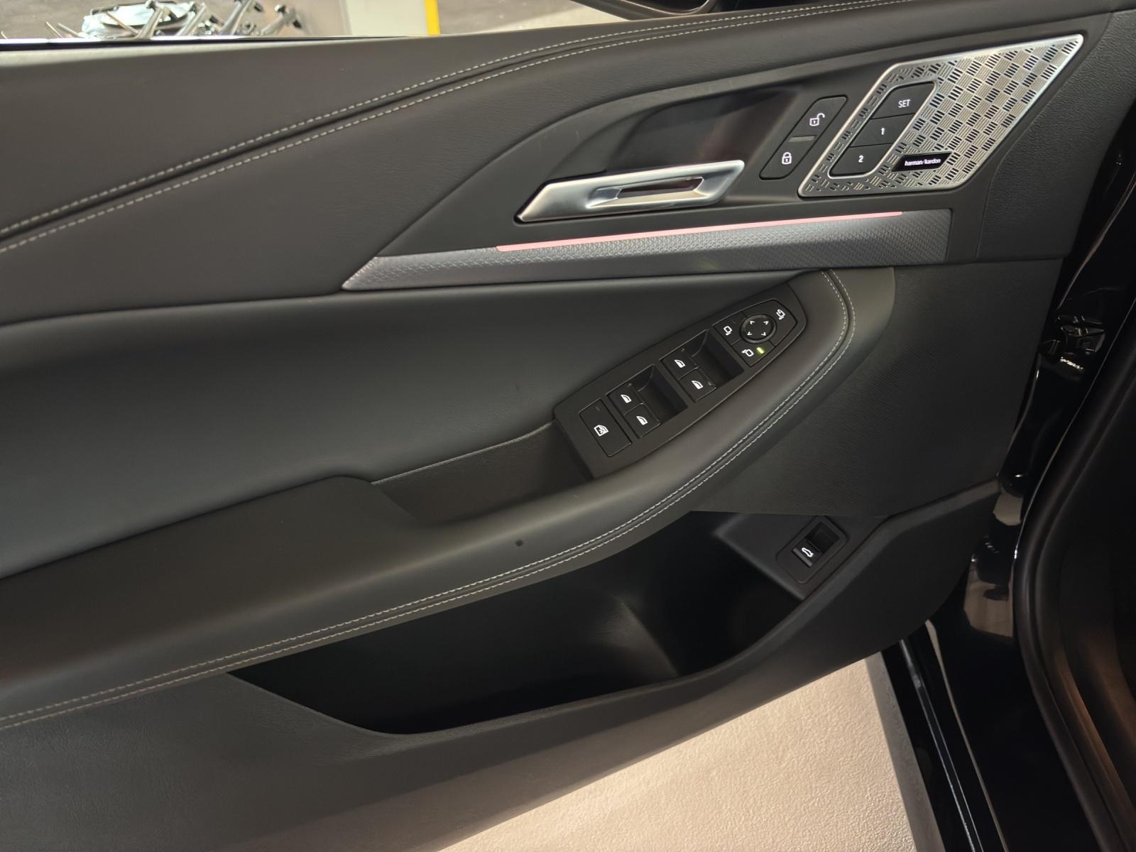 BMW 223i xDrive SDKG Active Tourer-image-6