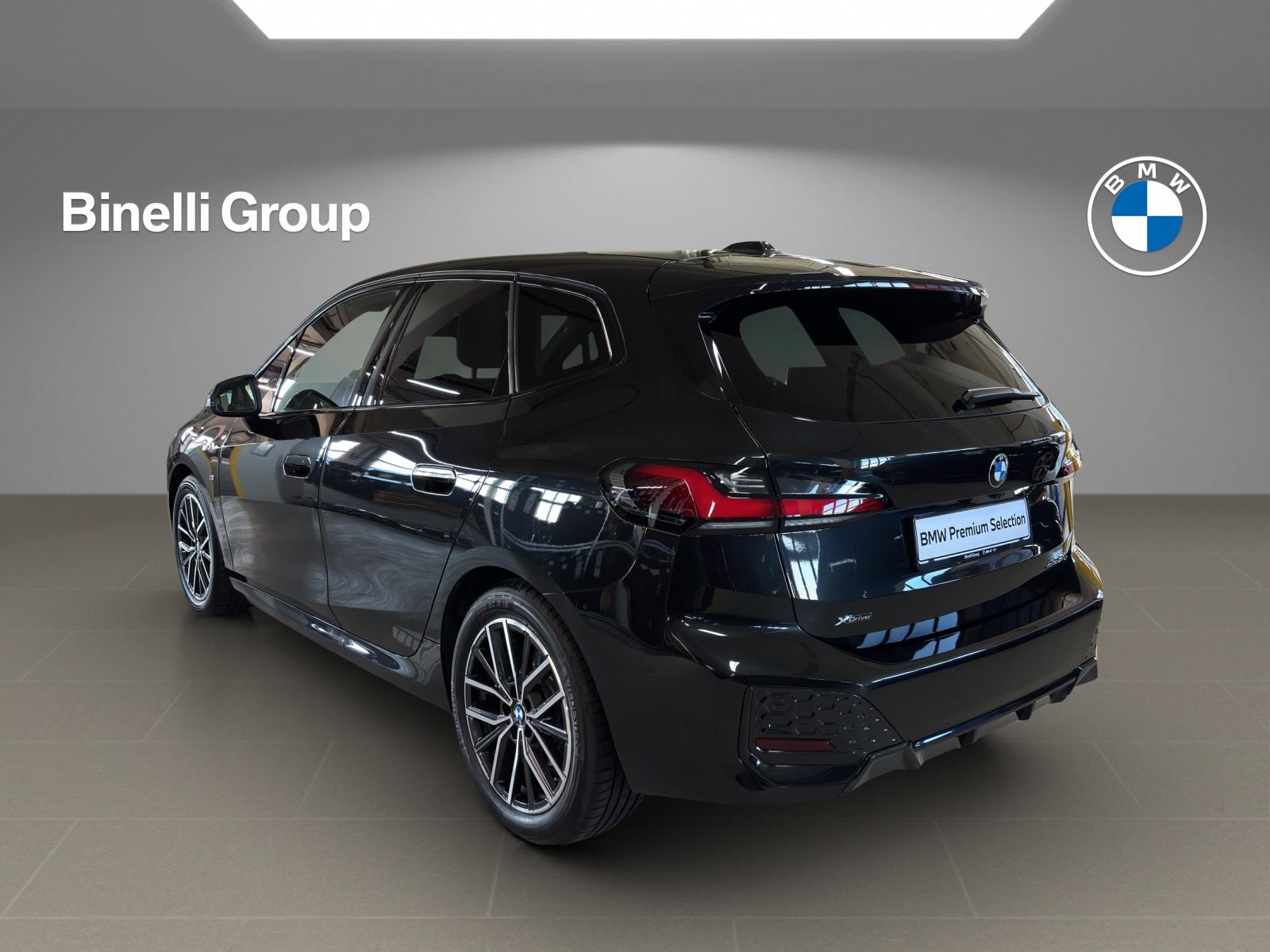 BMW 223i xDrive SDKG Active Tourer-image-12
