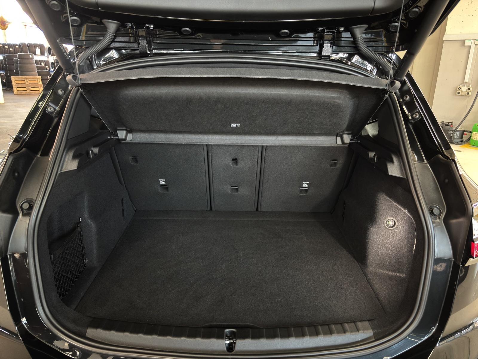 BMW 223i xDrive SDKG Active Tourer-image-14