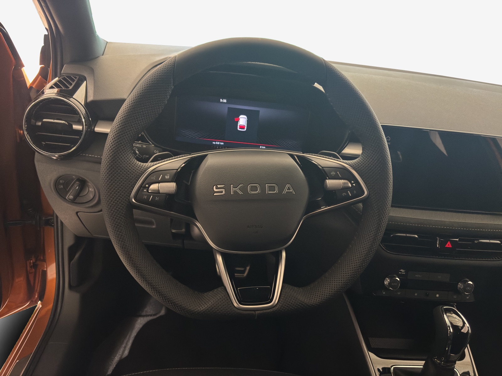 SKODA Fabia 1.0 TSI Monte Carlo DSG-image-8
