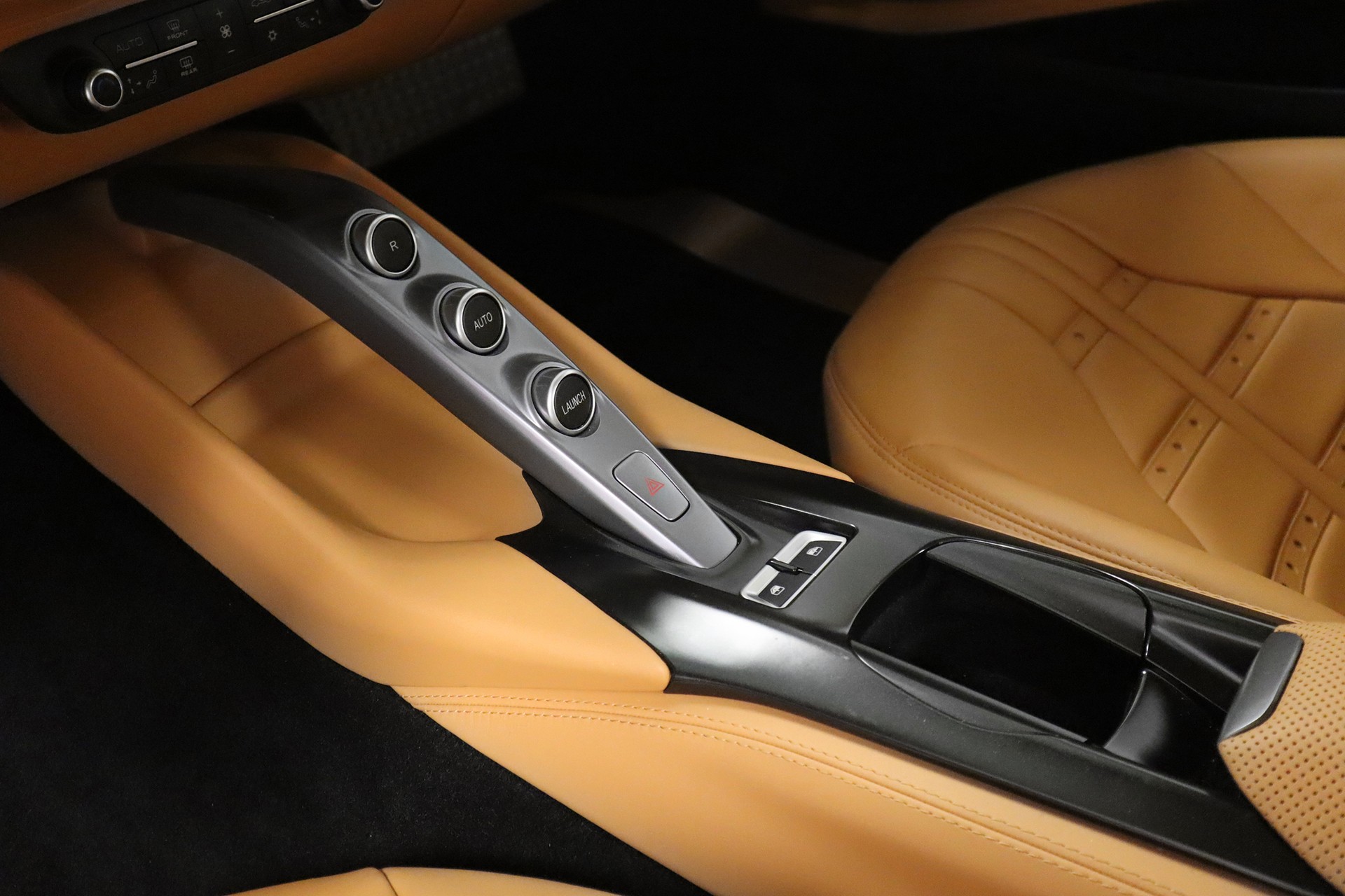 FERRARI 812 Superfast-image-11