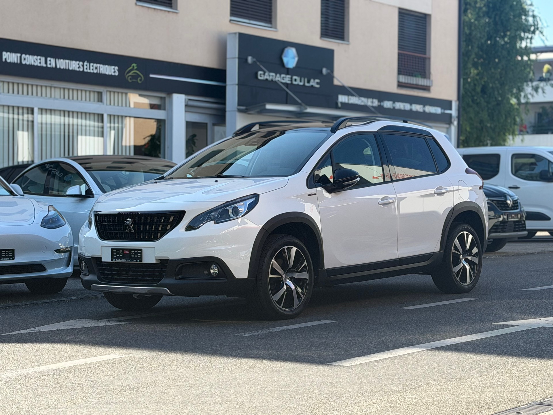 PEUGEOT 2008 1.2 PureTech GT Line