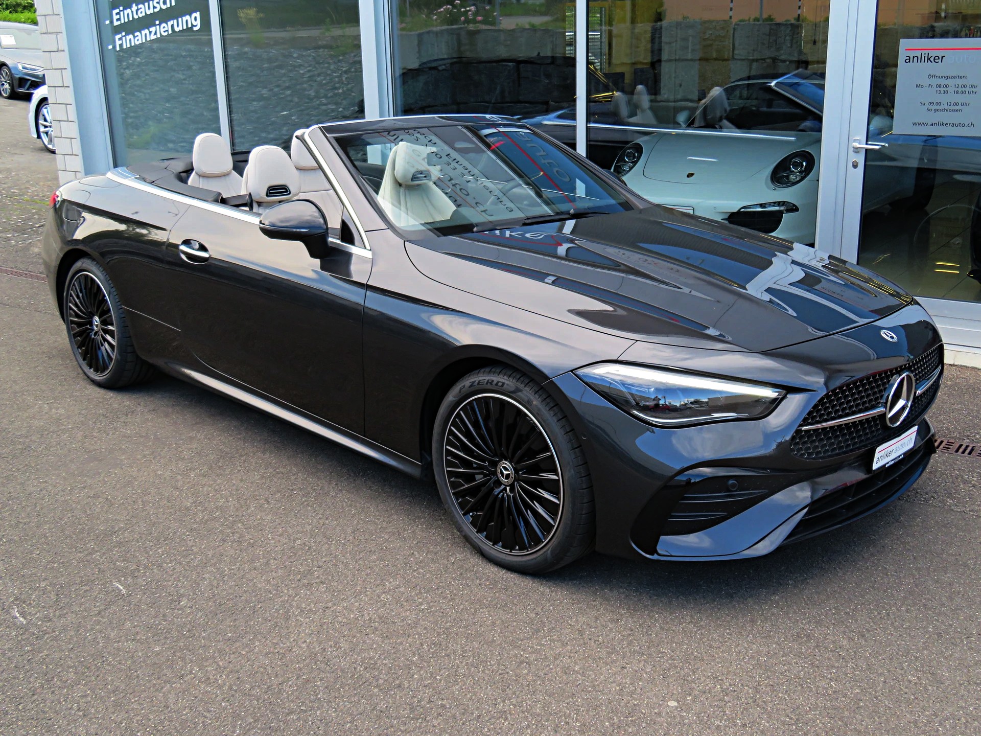 MERCEDES-BENZ CLE 200 Cabrio 4Matic 9G-Tronic-image-1