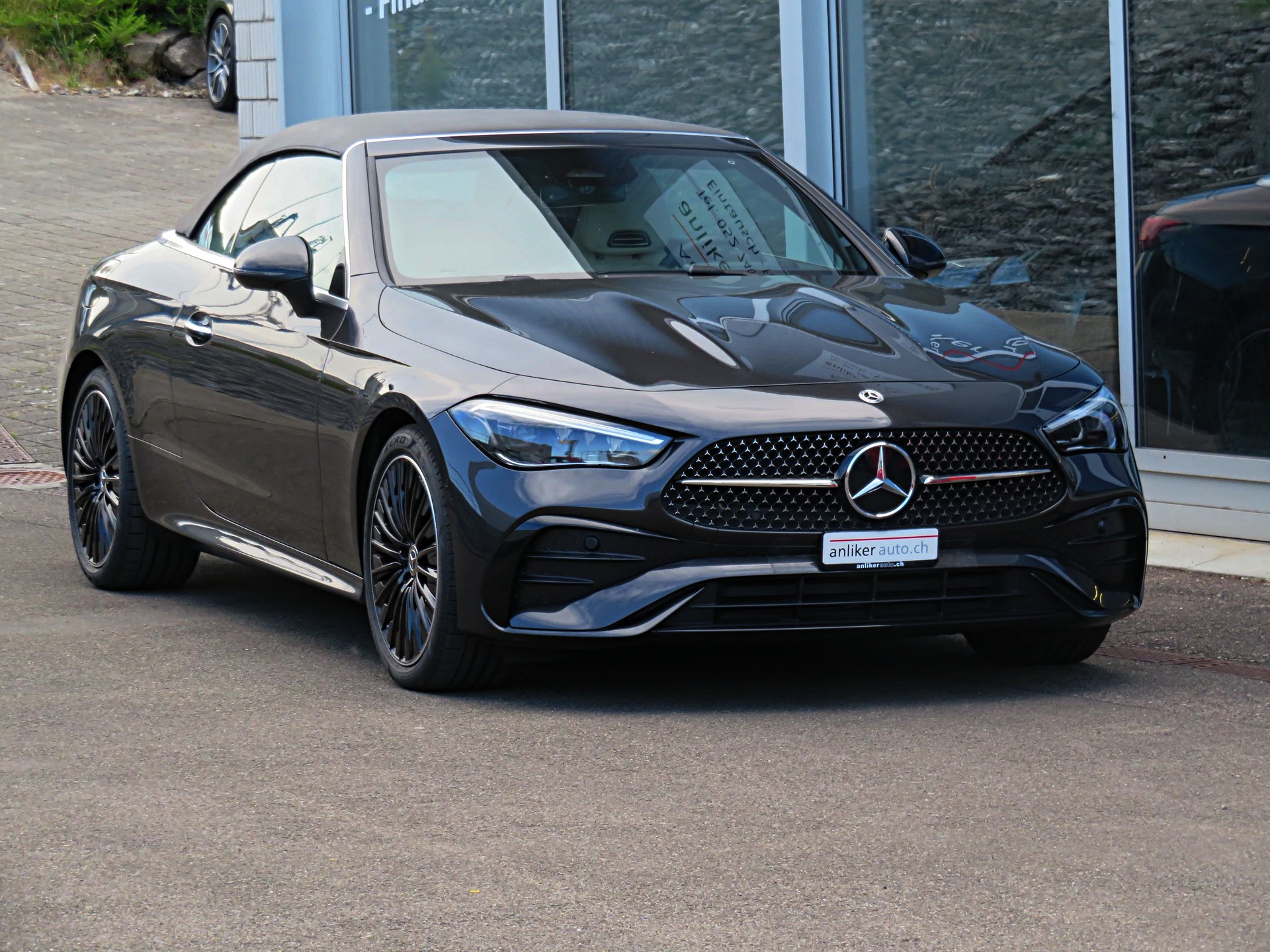 MERCEDES-BENZ CLE 200 Cabrio 4Matic 9G-Tronic-image-0