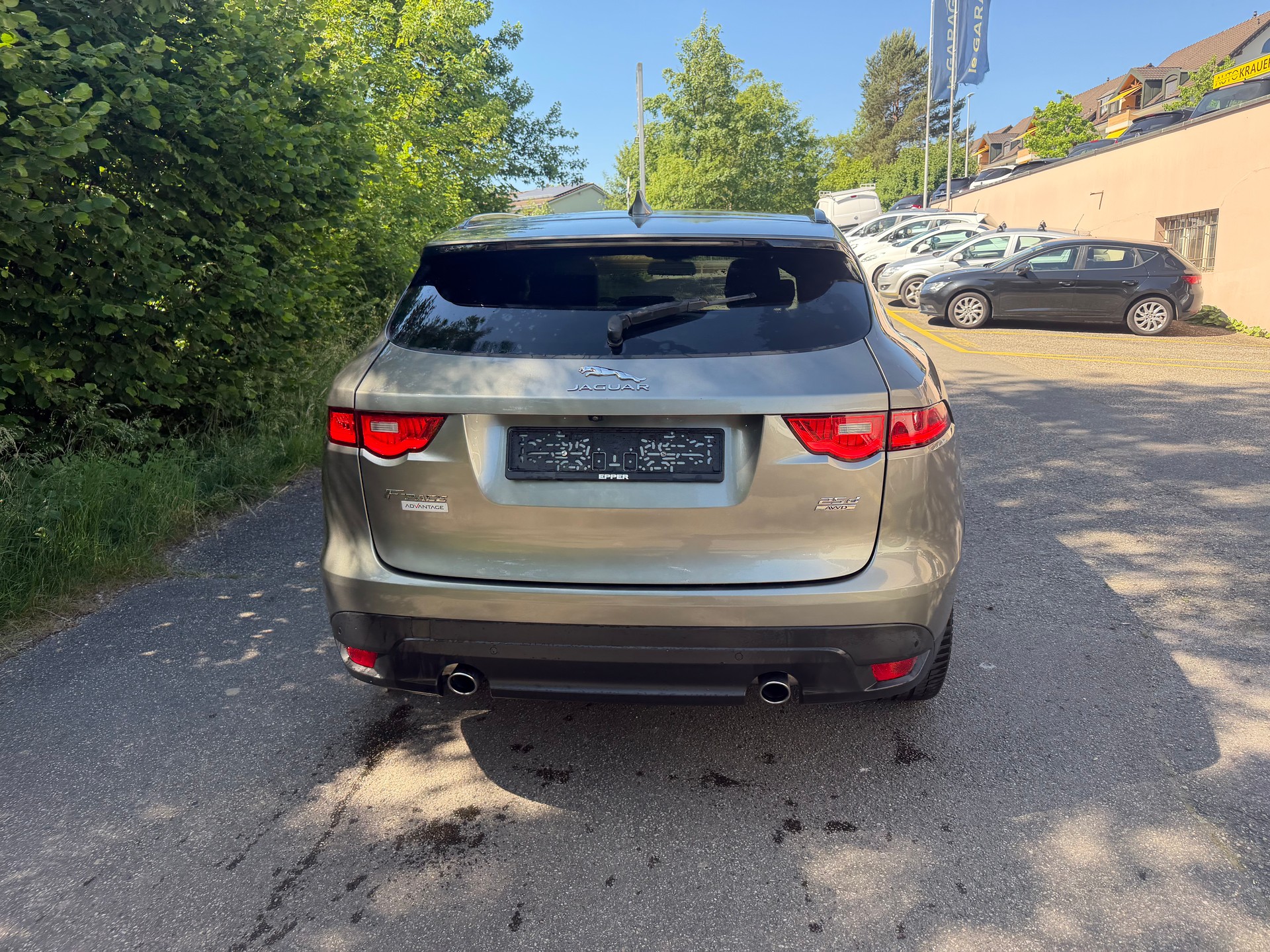 JAGUAR F-Pace 25d Portfolio AWD Automatik-image-4