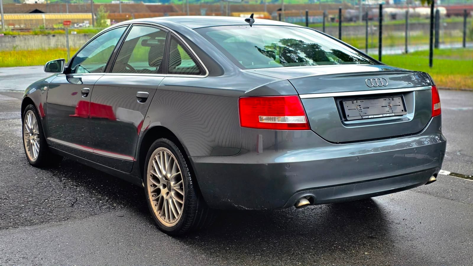 AUDI A6 Limousine 3.0 V6 TDI quattro-image-3