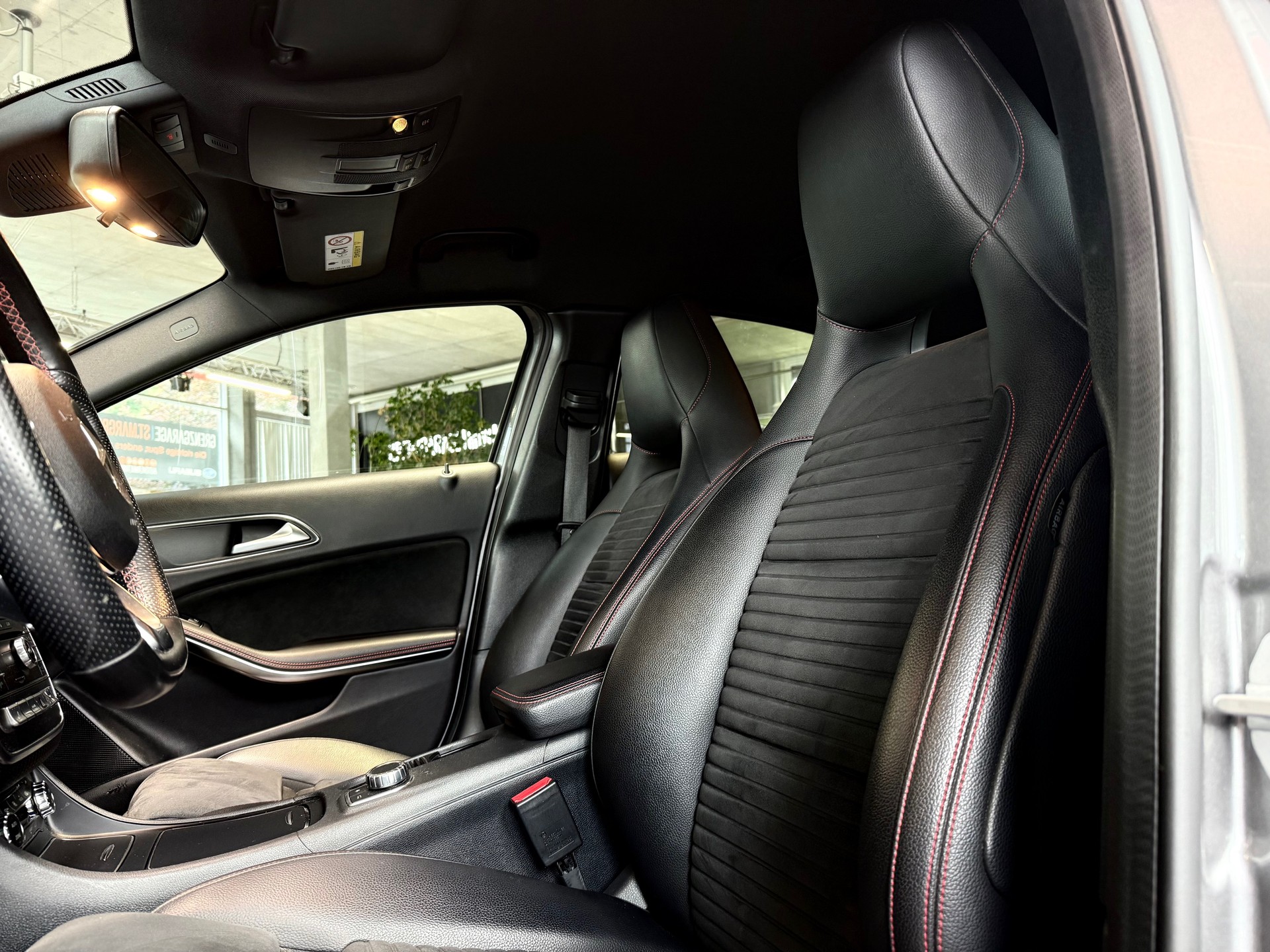 MERCEDES-BENZ A 250 Sport 4Matic 7G-DCT-image-9