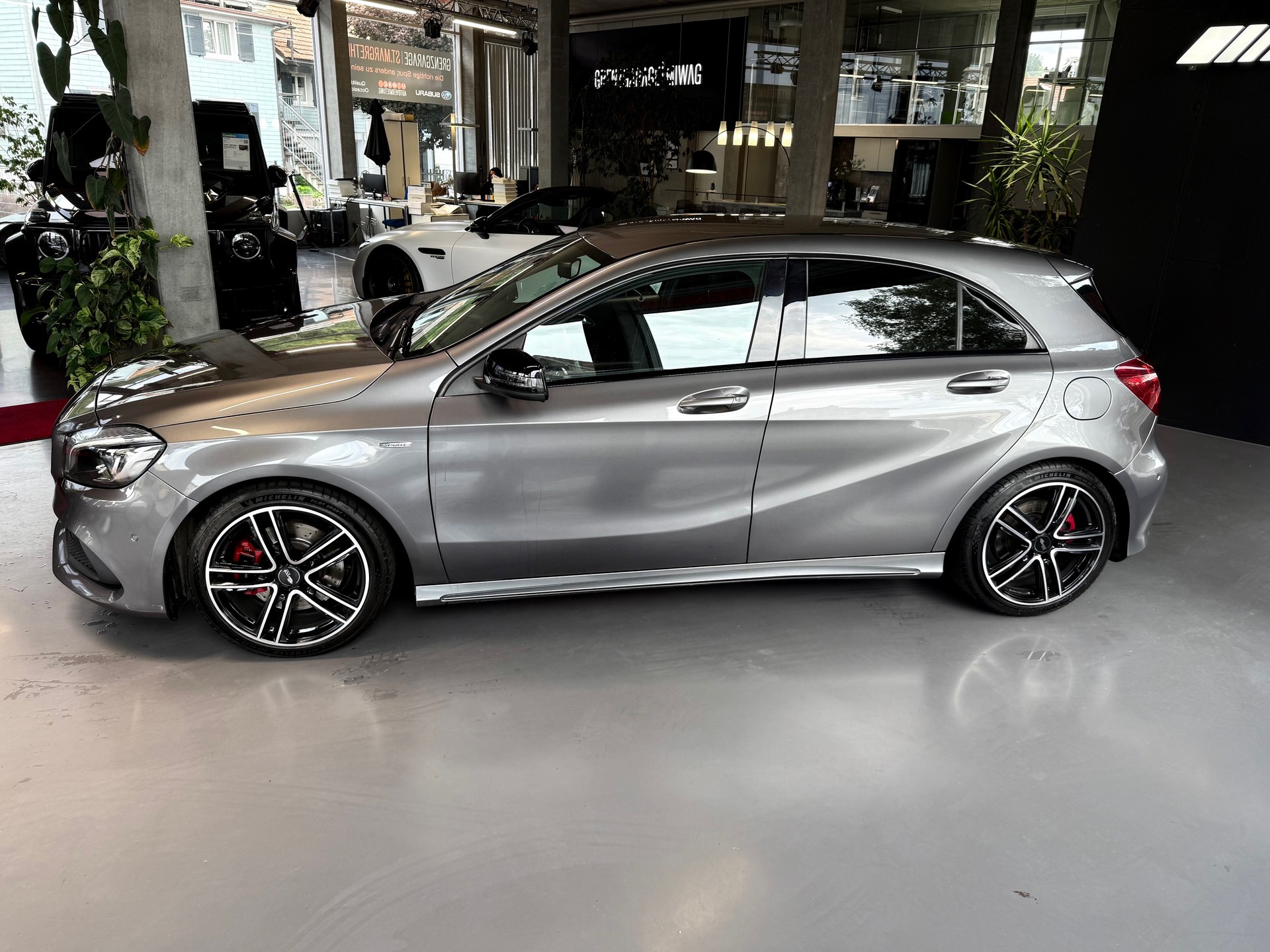 MERCEDES-BENZ A 250 Sport 4Matic 7G-DCT-image-3