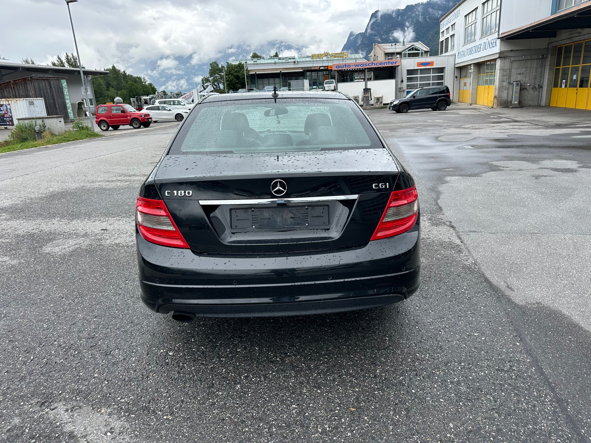 MERCEDES-BENZ C 180 CGI BlueEfficiency Elégance Automatic-image-5