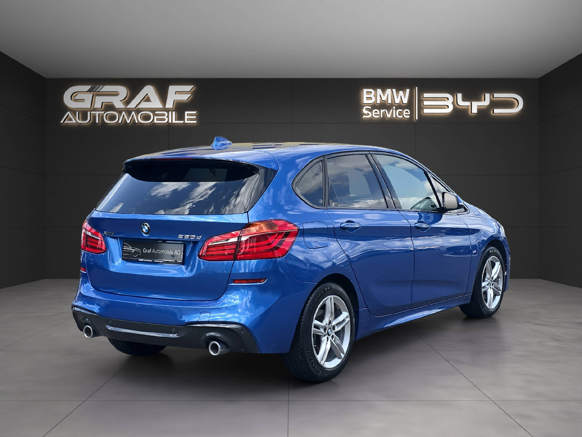 BMW 220d xDrive Active Tourer M Sport ** Frisch ab MFK & 12 Monate GARANTIE **-image-3