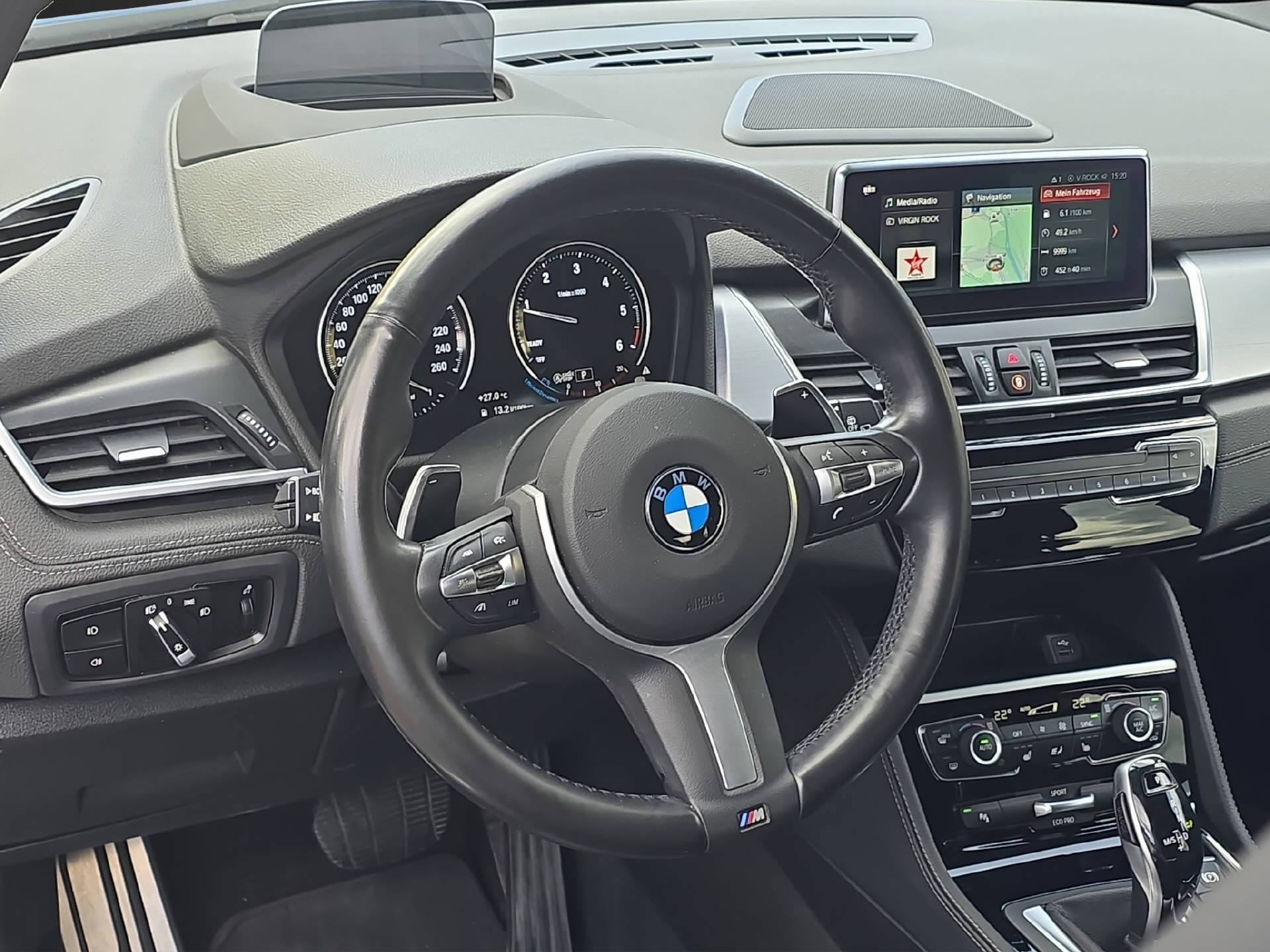 BMW 220d xDrive Active Tourer M Sport ** Frisch ab MFK & 12 Monate GARANTIE **-image-13