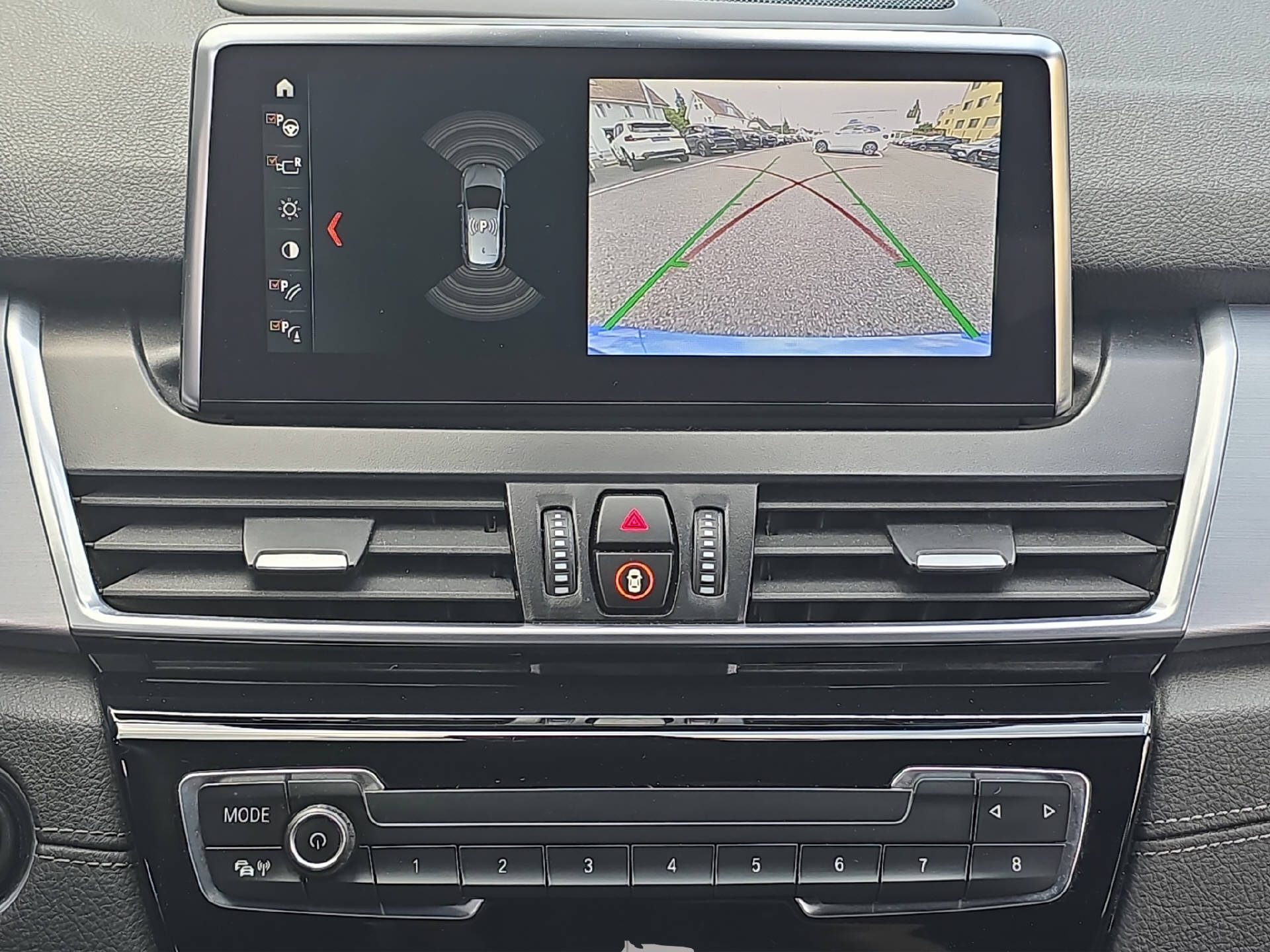 BMW 220d xDrive Active Tourer M Sport ** Frisch ab MFK & 12 Monate GARANTIE **-image-12