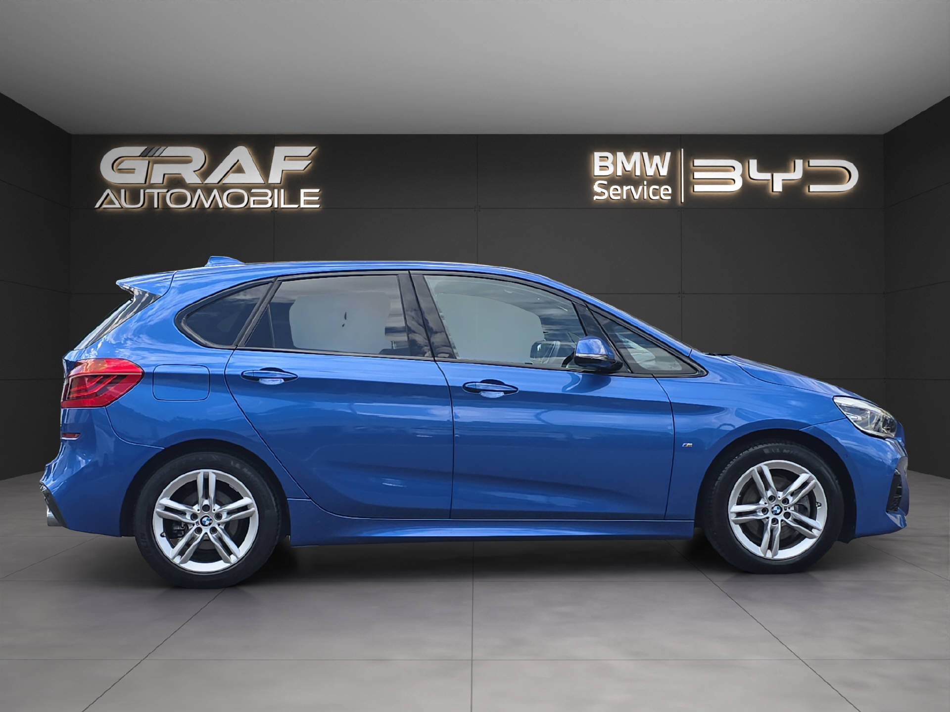 BMW 220d xDrive Active Tourer M Sport ** Frisch ab MFK & 12 Monate GARANTIE **-image-2
