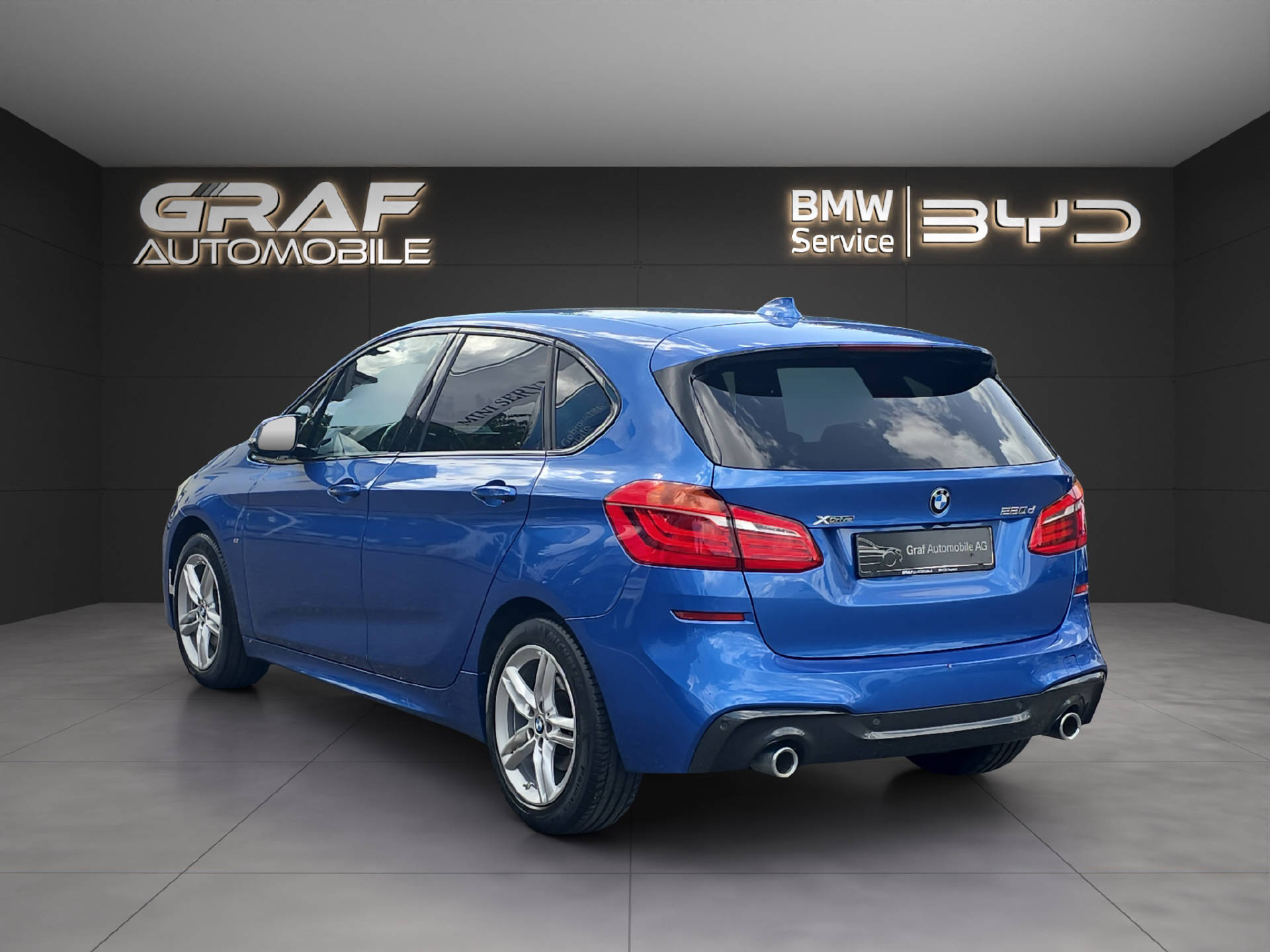 BMW 220d xDrive Active Tourer M Sport ** Frisch ab MFK & 12 Monate GARANTIE **-image-4