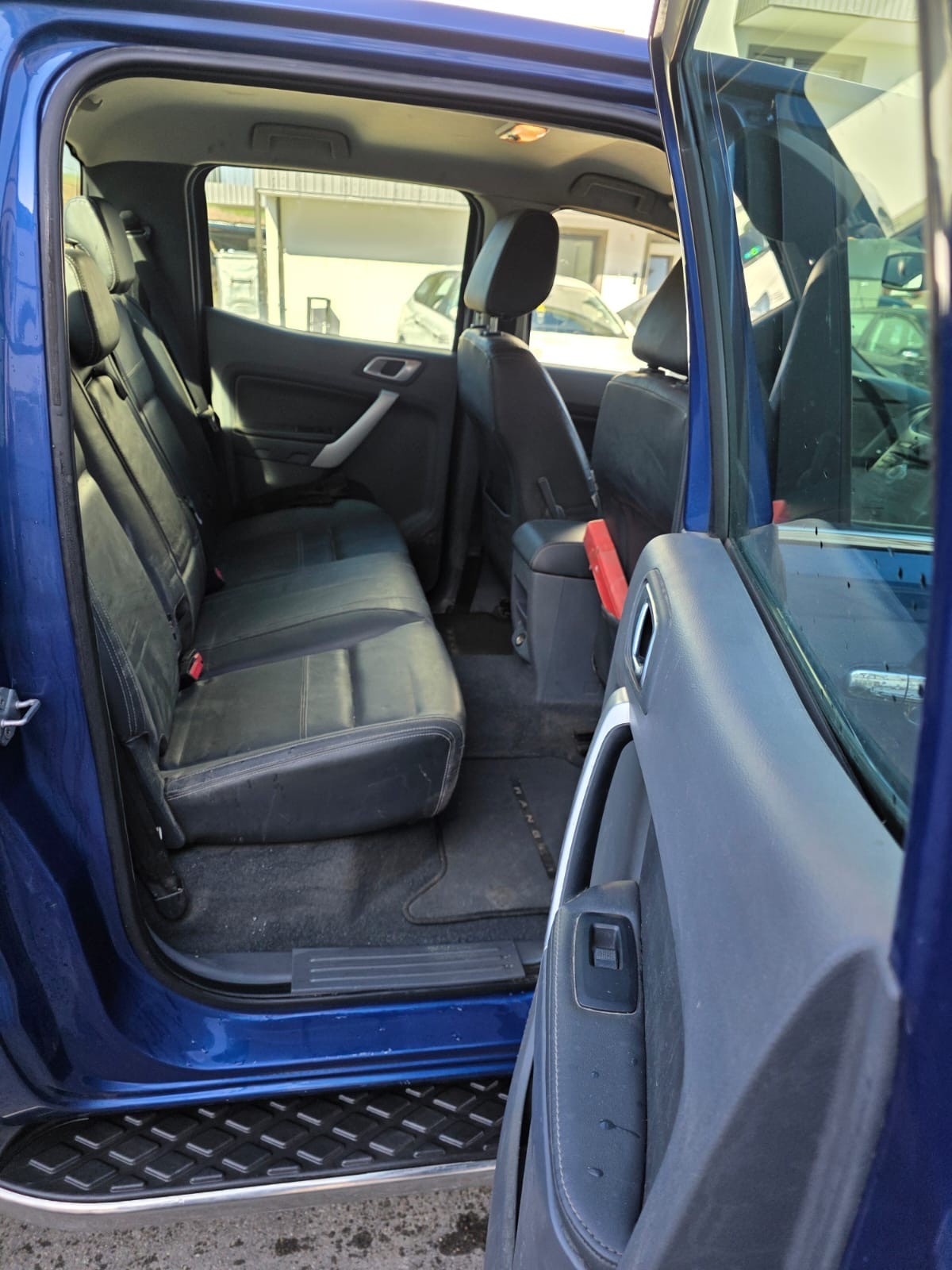 FORD Ranger Wildtrak 3.2 TDCi 4x4-image-3