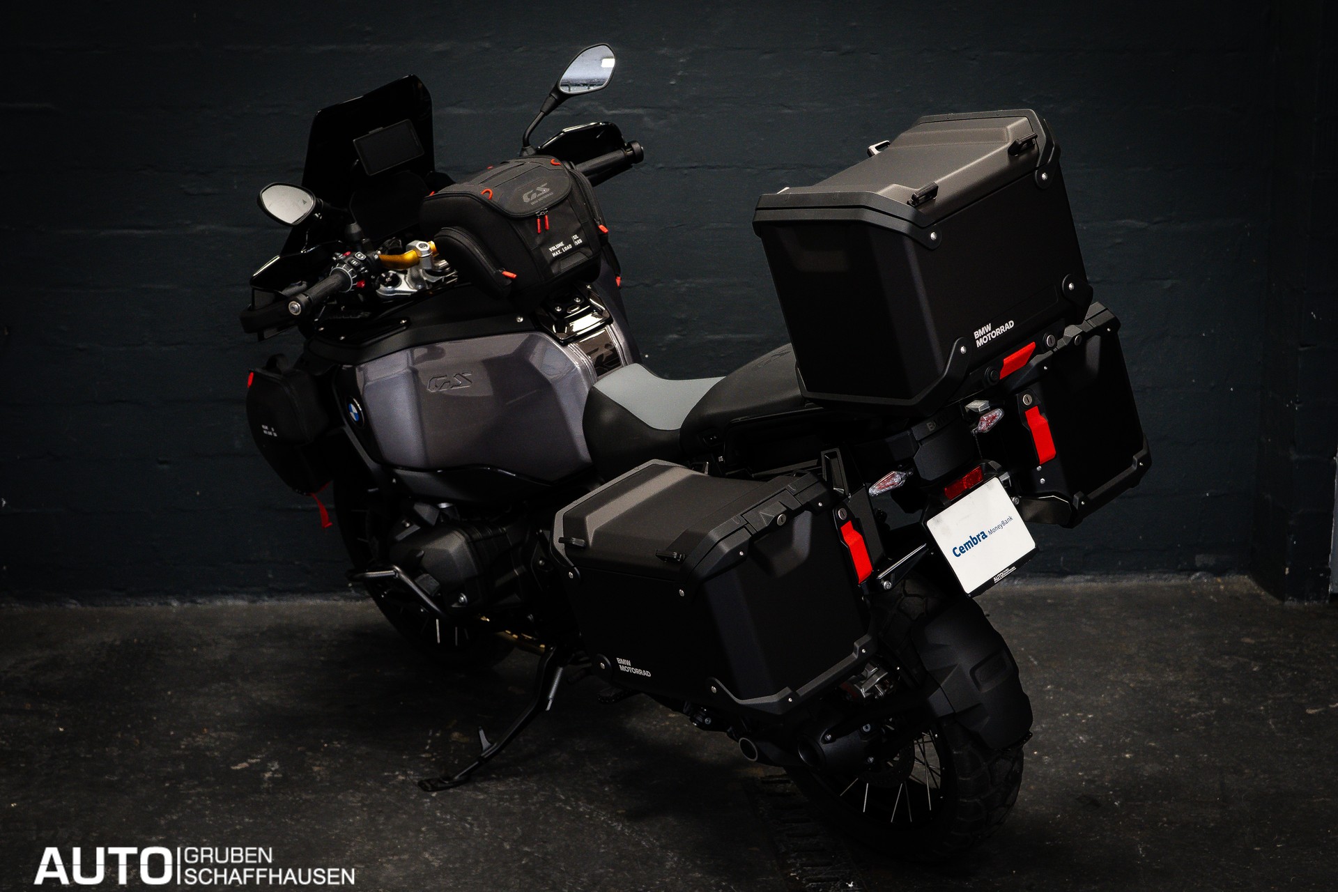 BMW R 1300 GS Adventure Quad Black J&H-image-9
