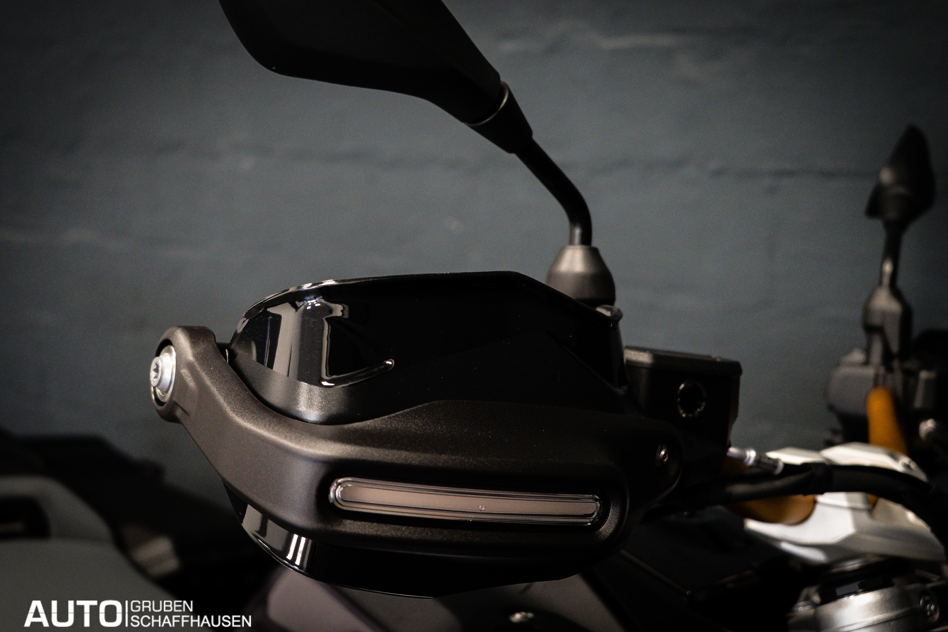 BMW R 1300 GS Adventure Quad Black J&H-image-2