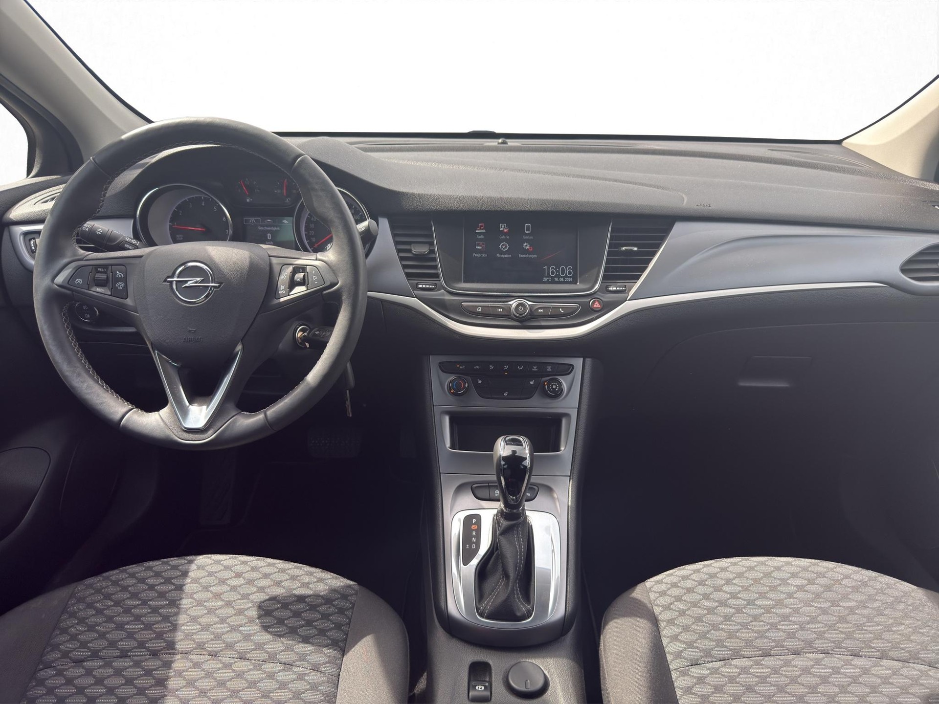 OPEL Astra 1.4 T Edition S/S-image-14