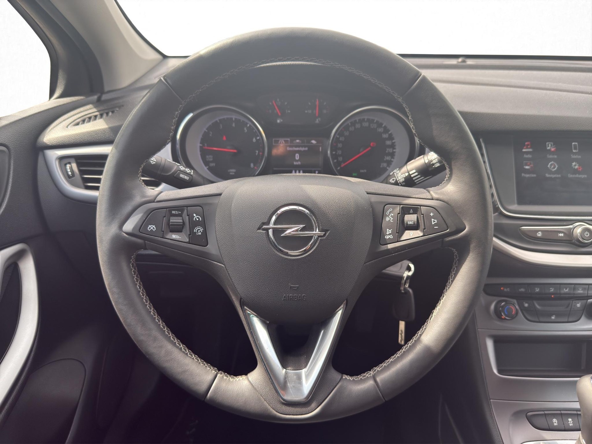 OPEL Astra 1.4 T Edition S/S-image-16