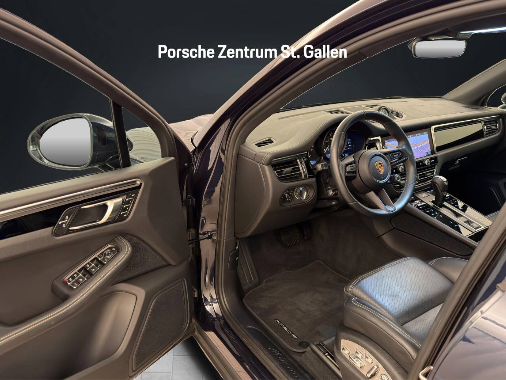 PORSCHE Macan-image-3