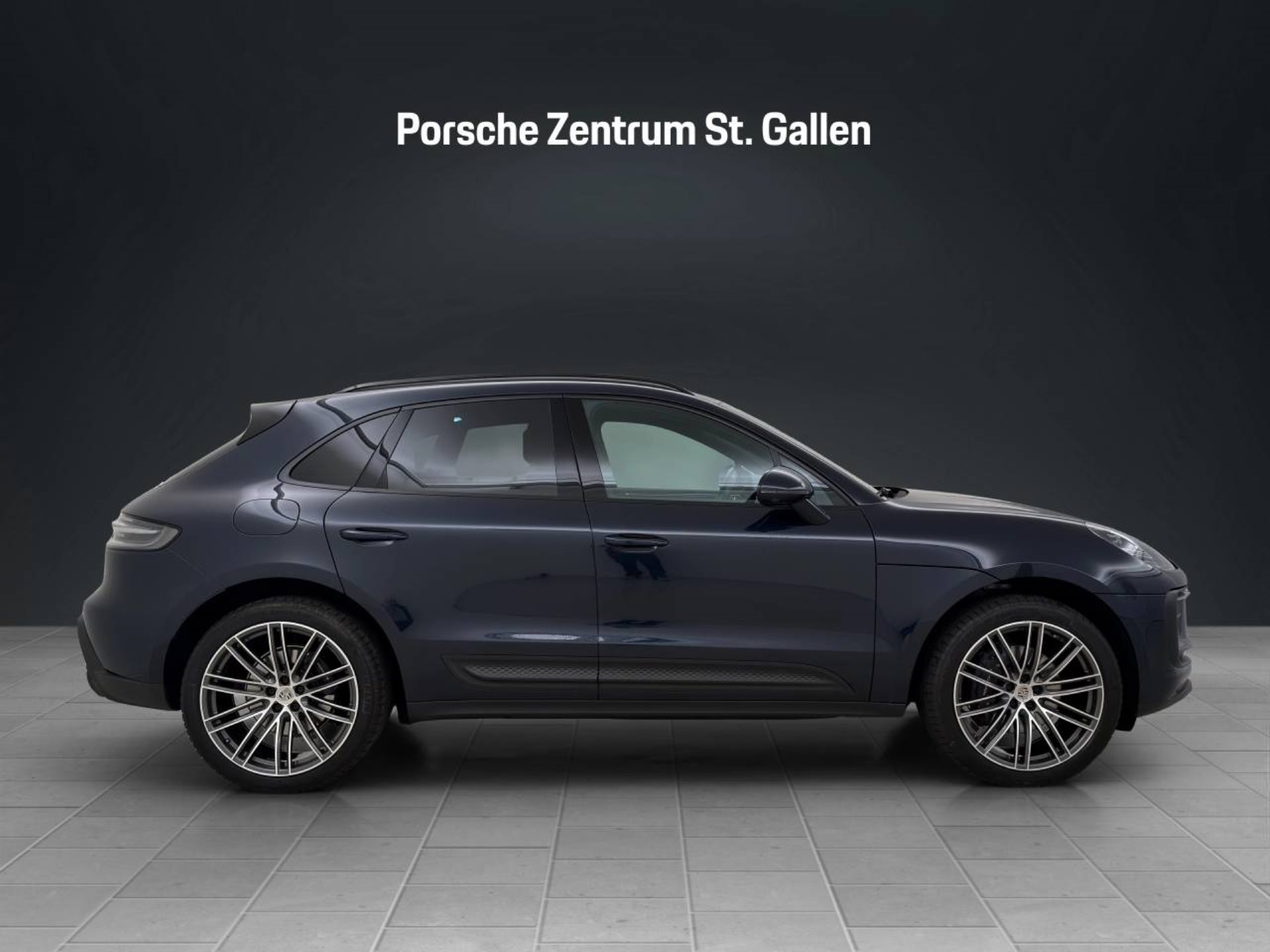 PORSCHE Macan-image-7