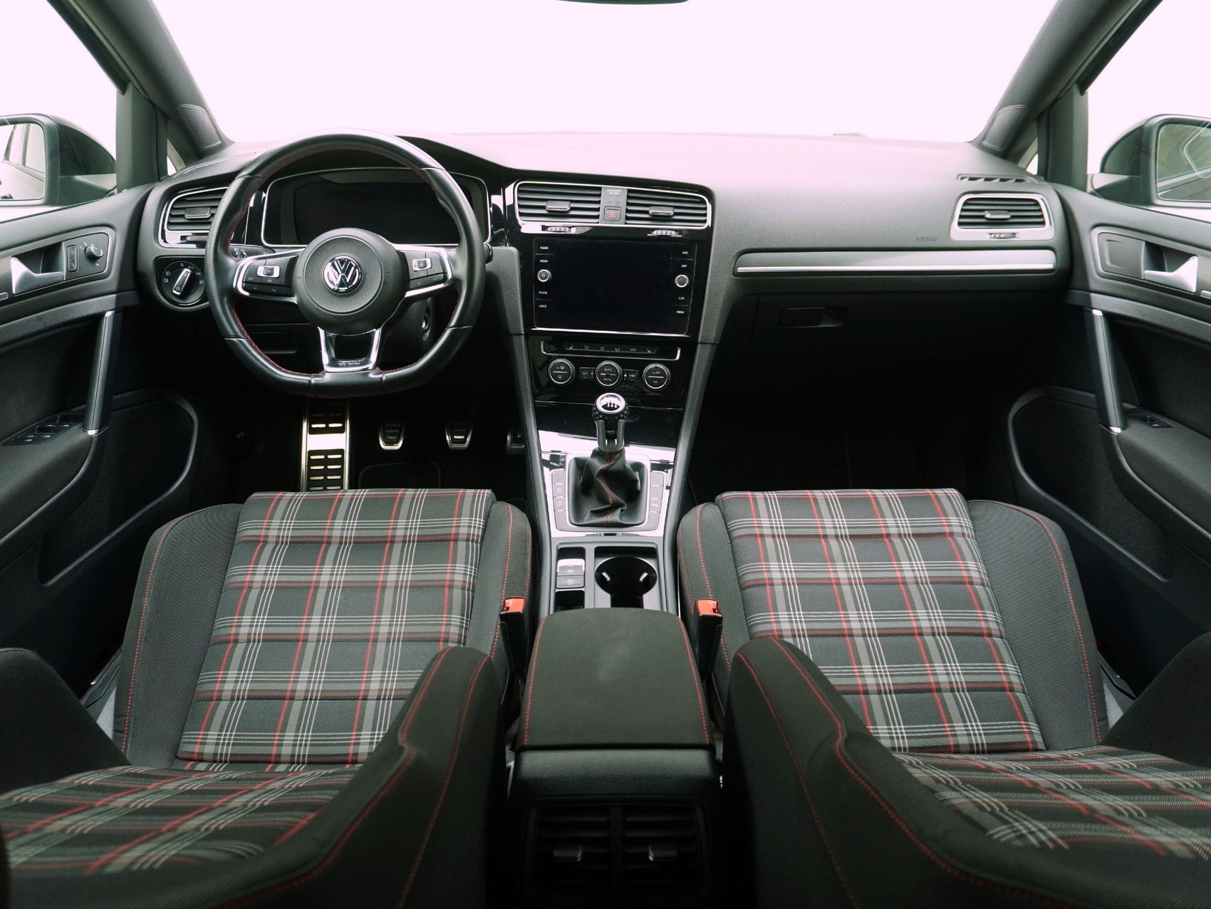 VW Golf 7 2.0 TSI GTI Performance-image-12