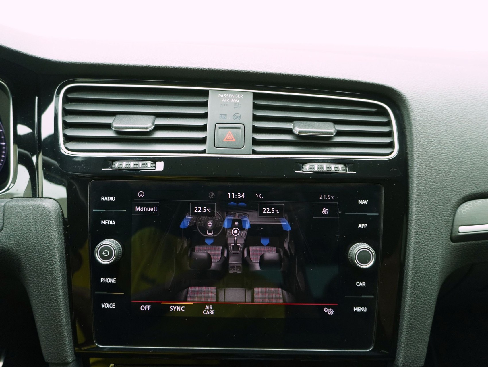 VW Golf 7 2.0 TSI GTI Performance-image-16