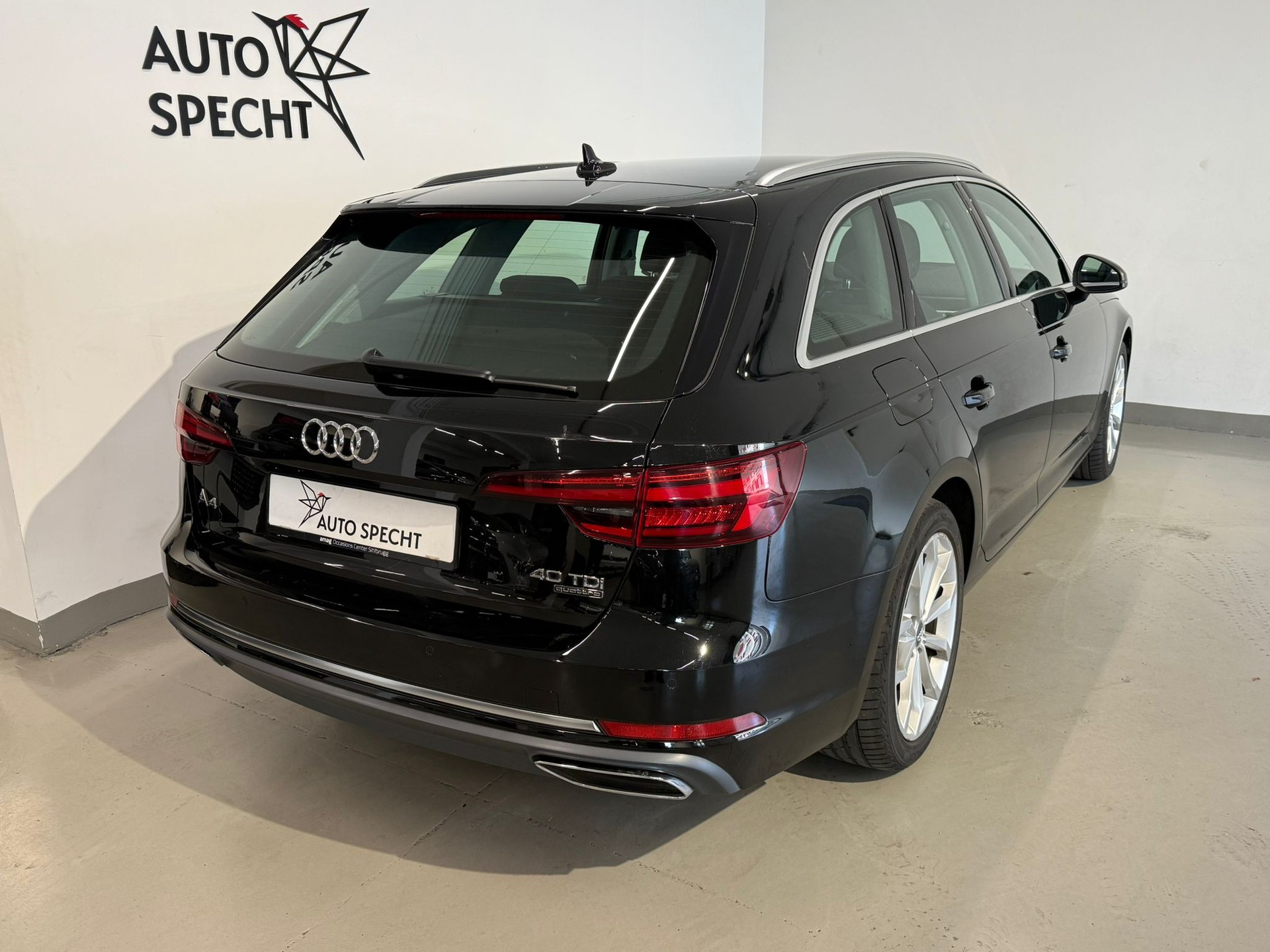 AUDI A4 Avant 40 TDI Sport quattro S-tronic-image-4