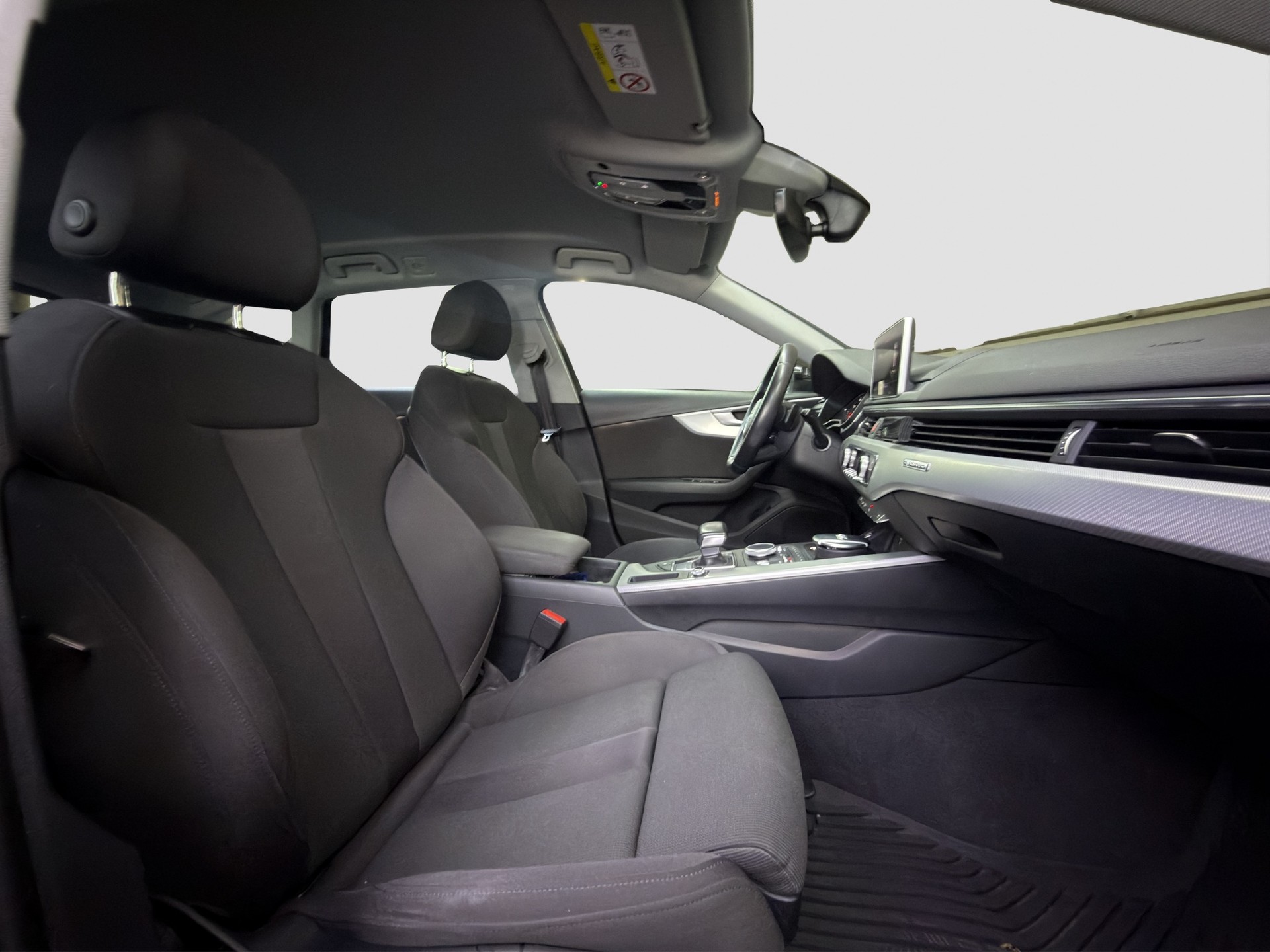 AUDI A4 Avant 40 TDI Sport quattro S-tronic-image-12