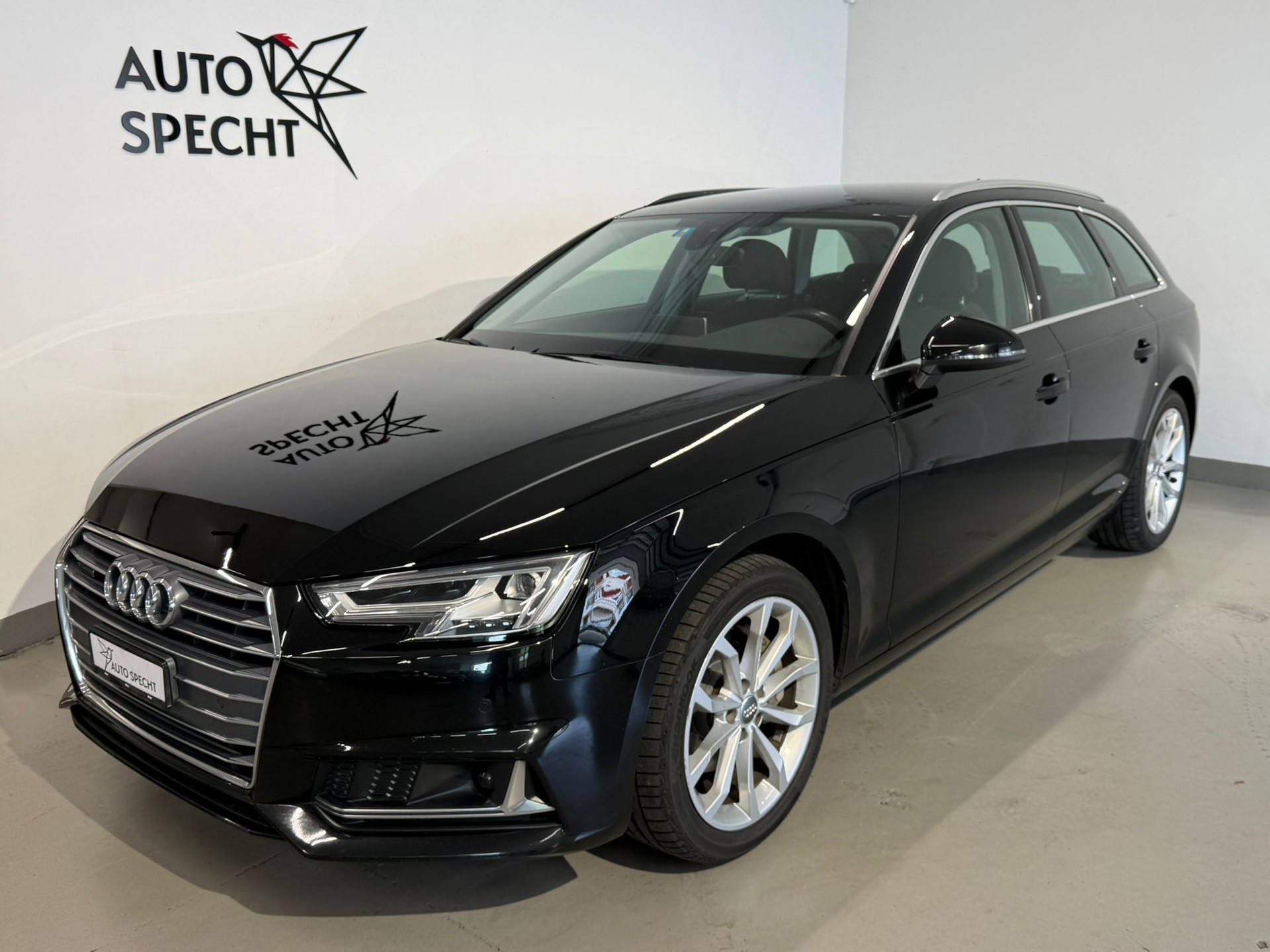 AUDI A4 Avant 40 TDI Sport quattro S-tronic-image-1