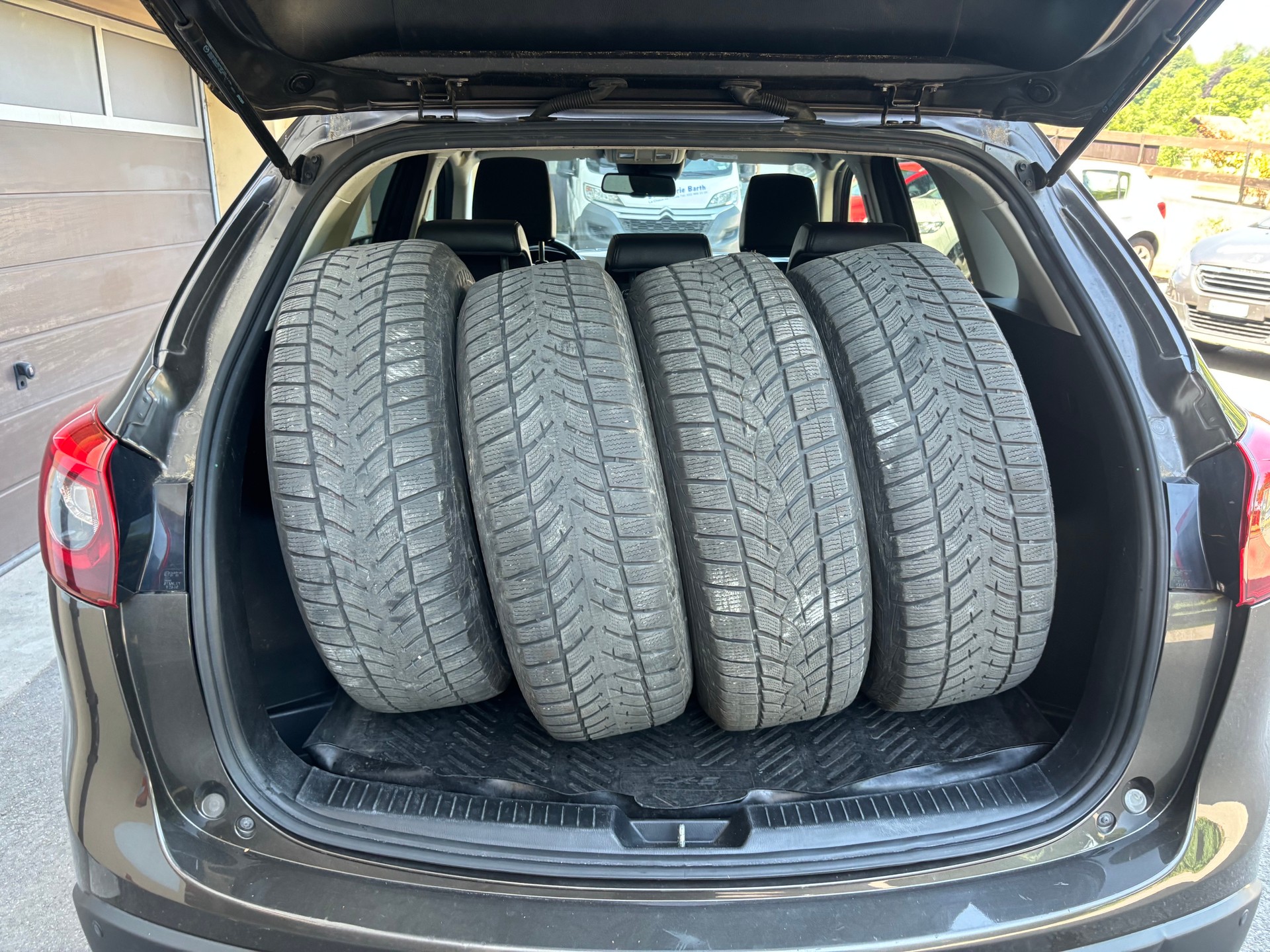 MAZDA CX-5 2.0 Revolution AWD Automatic-image-4