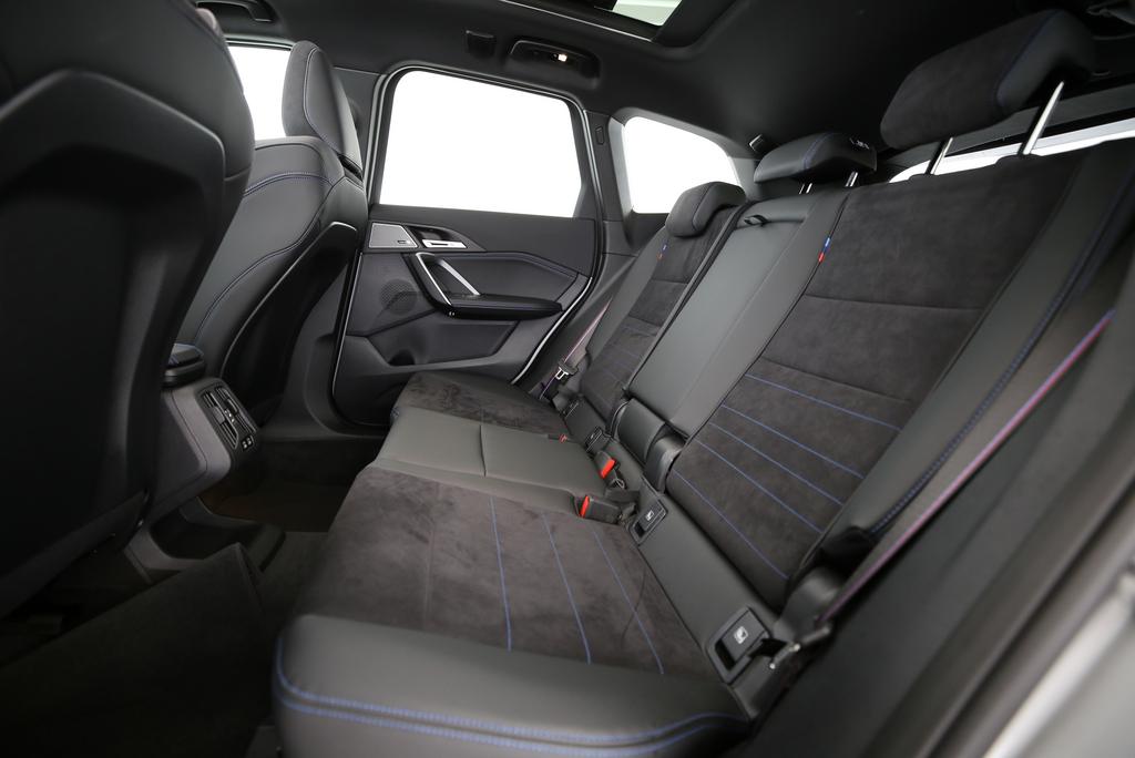 BMW X1 20d xDrive-image-13