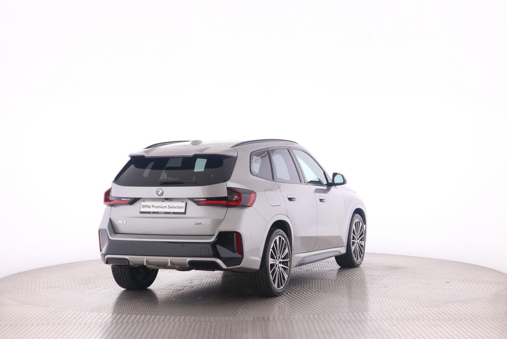 BMW X1 20d xDrive-image-1