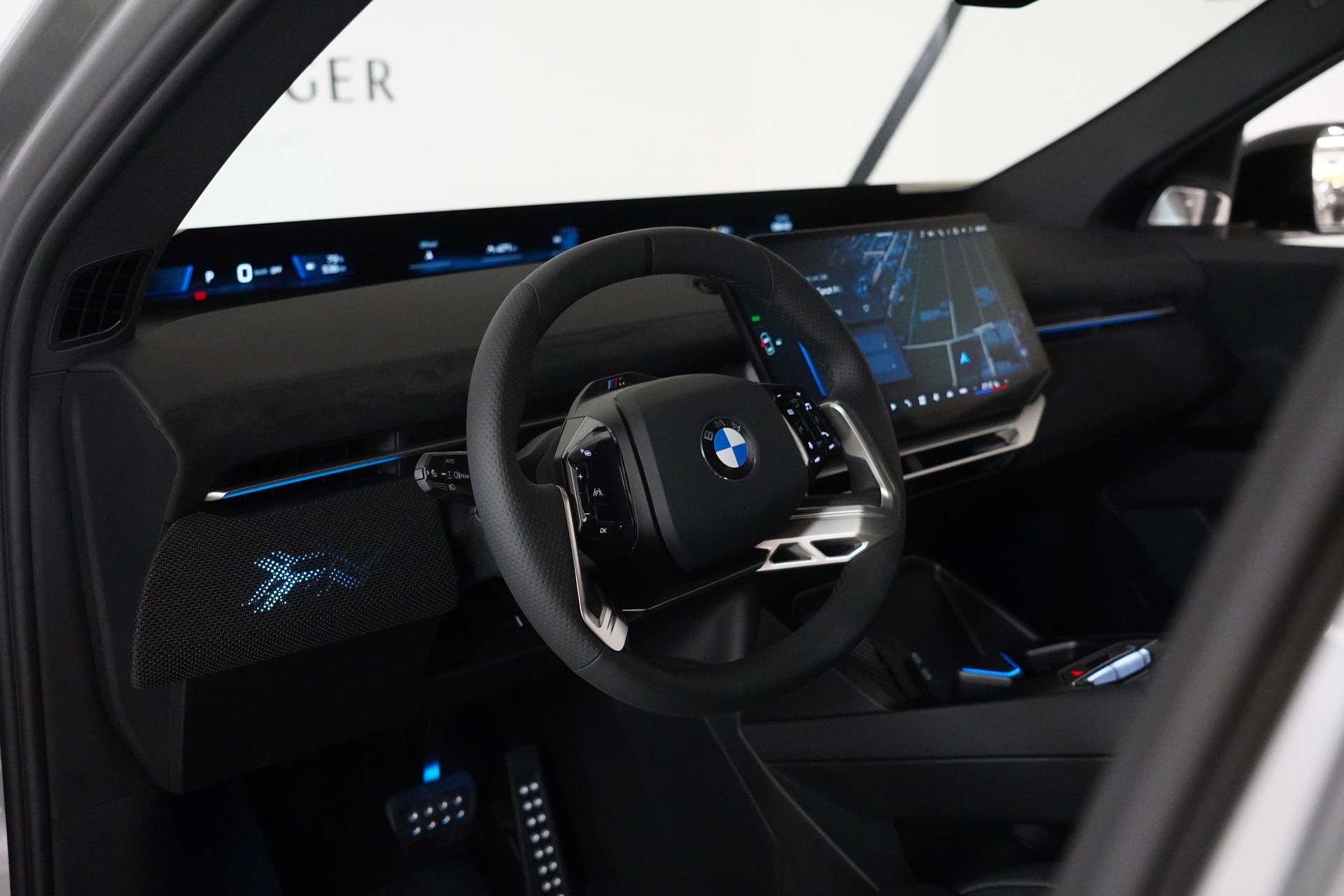 BMW iX3 50 xDrive M Sport Pro-image-26