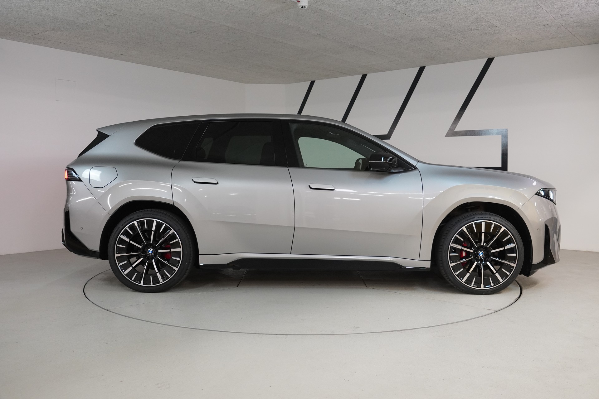 BMW iX3 50 xDrive M Sport Pro-image-7