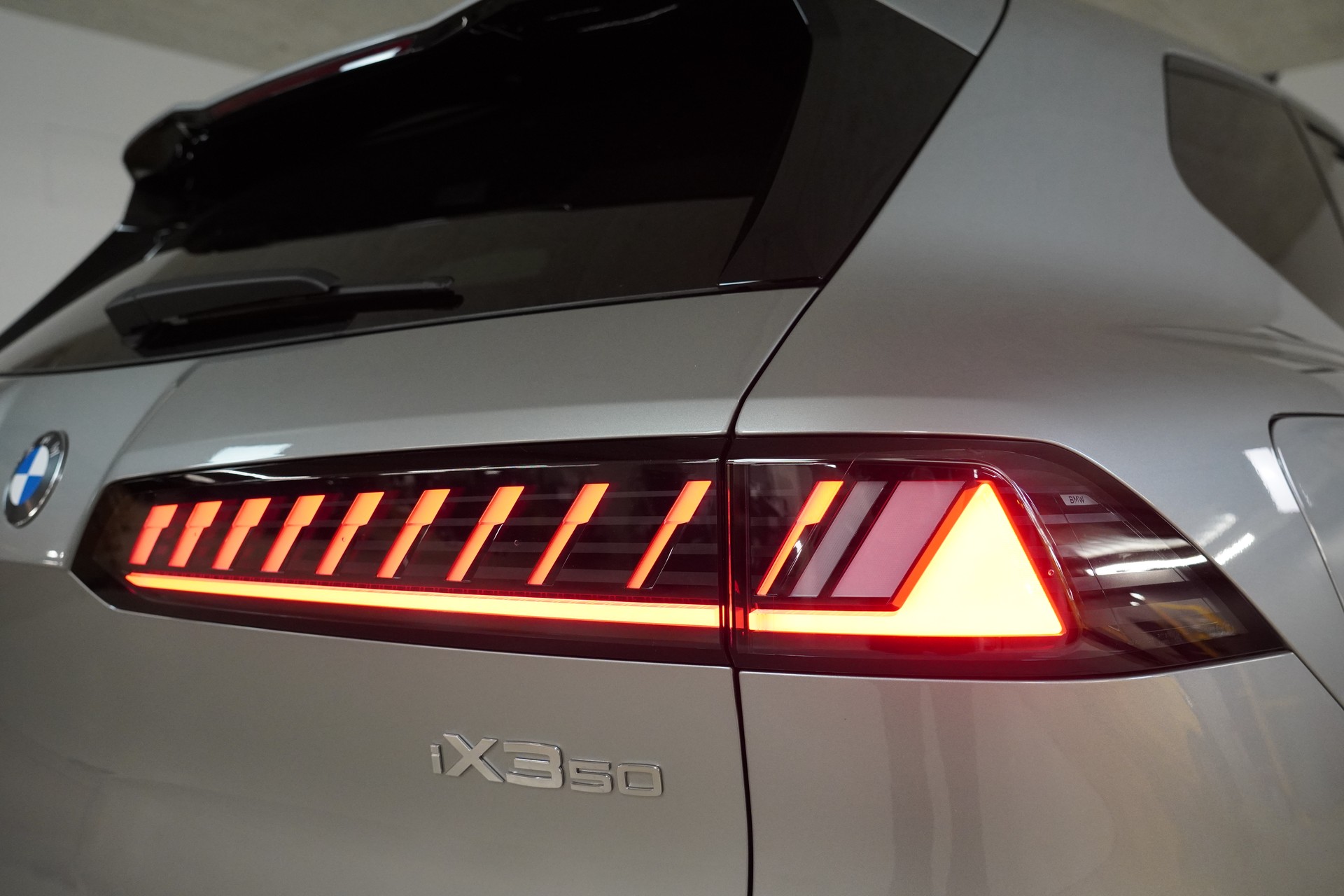 BMW iX3 50 xDrive M Sport Pro-image-15