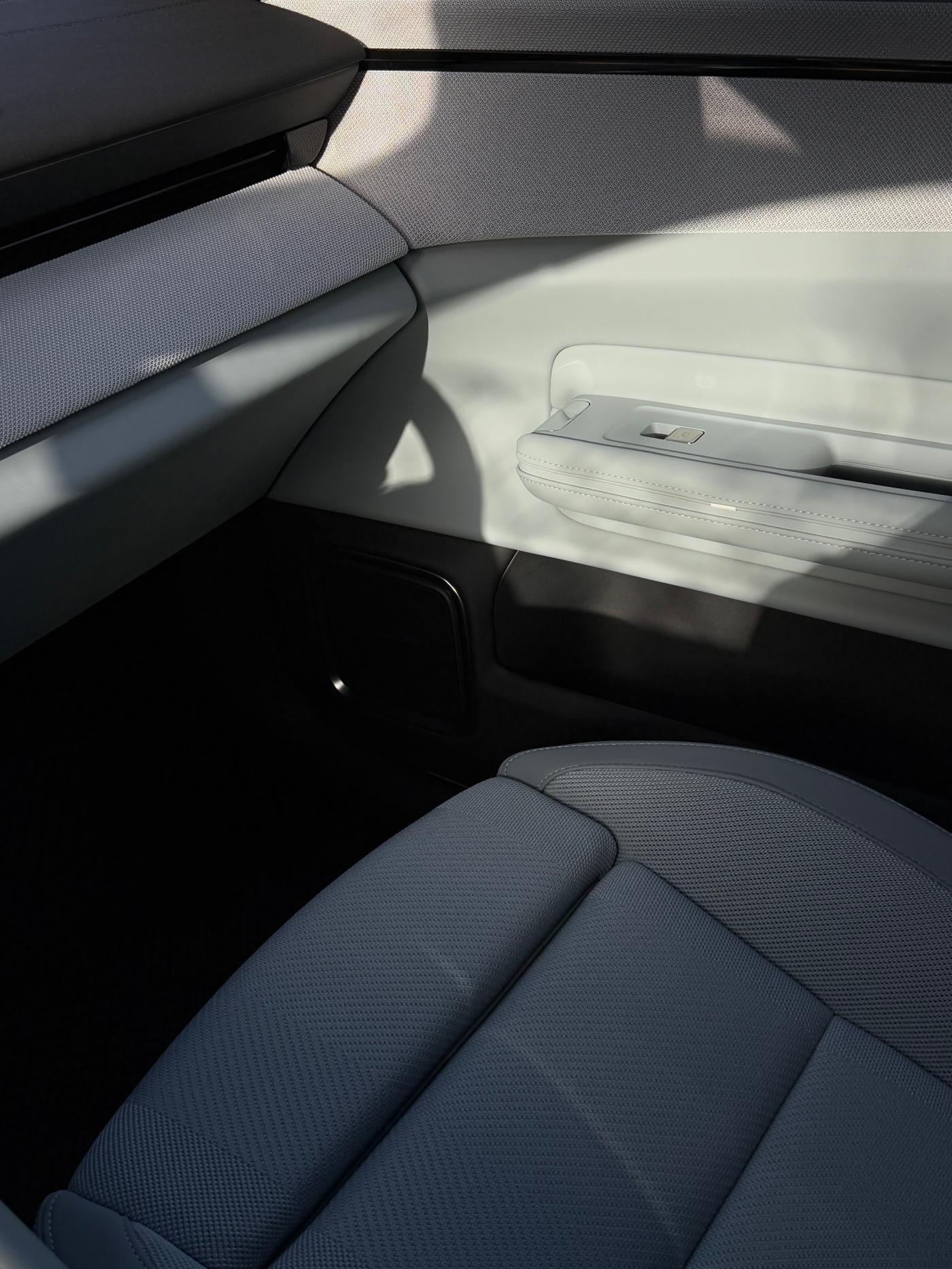POLESTAR Polestar 4 Long Range Single 100kWh-image-11
