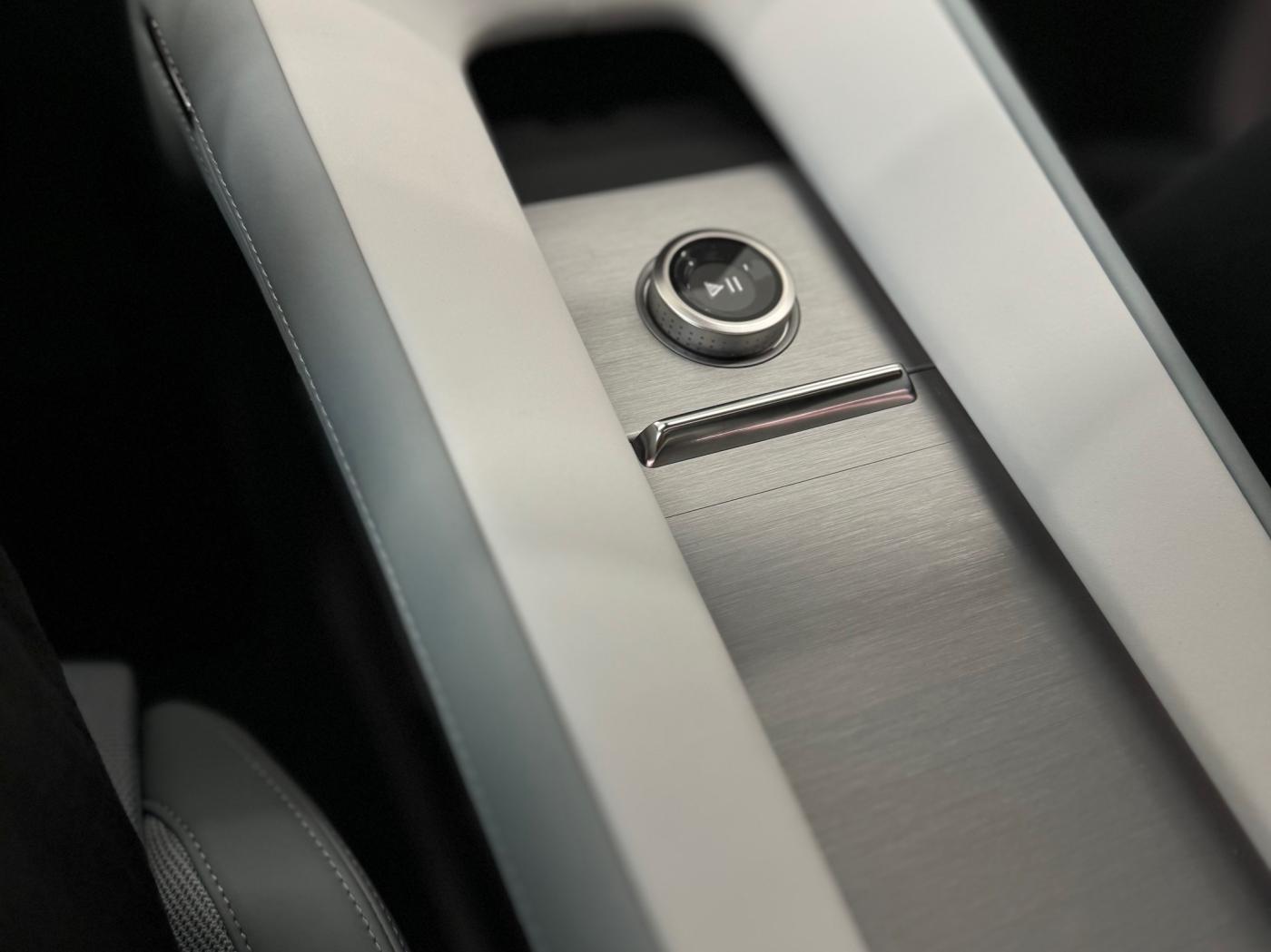 POLESTAR Polestar 4 Long Range Single 100kWh-image-14